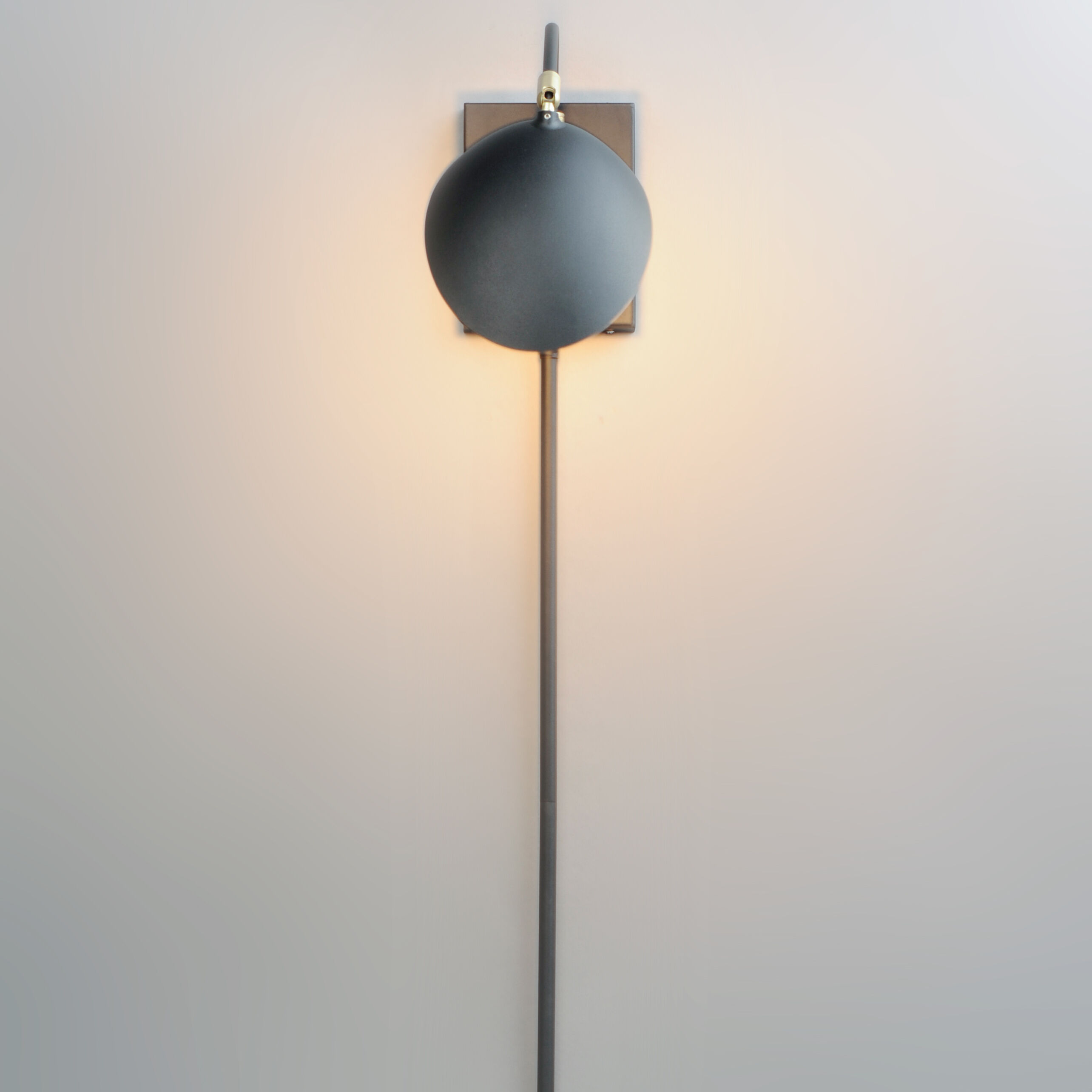 Scan LED Black/Satin Brass Wall Sconce Wall Light