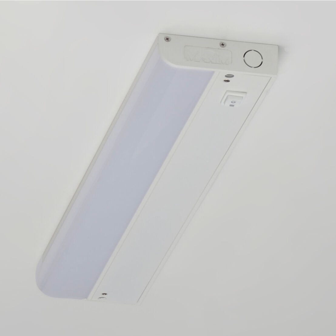 CounterMax MX-L-120-1K 120 LED 18 inch White Under Cabinet