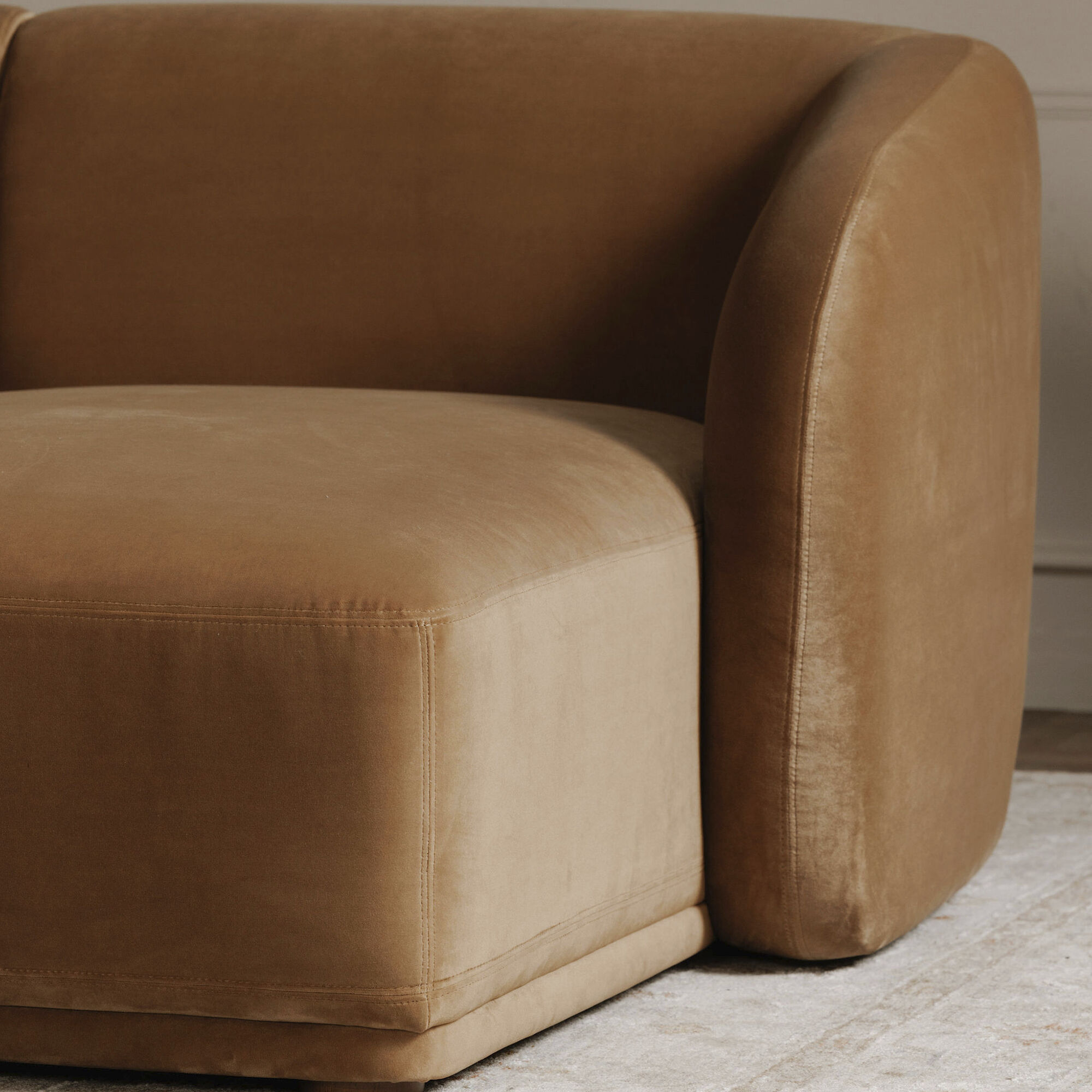 Faye Brown Sectional, Right