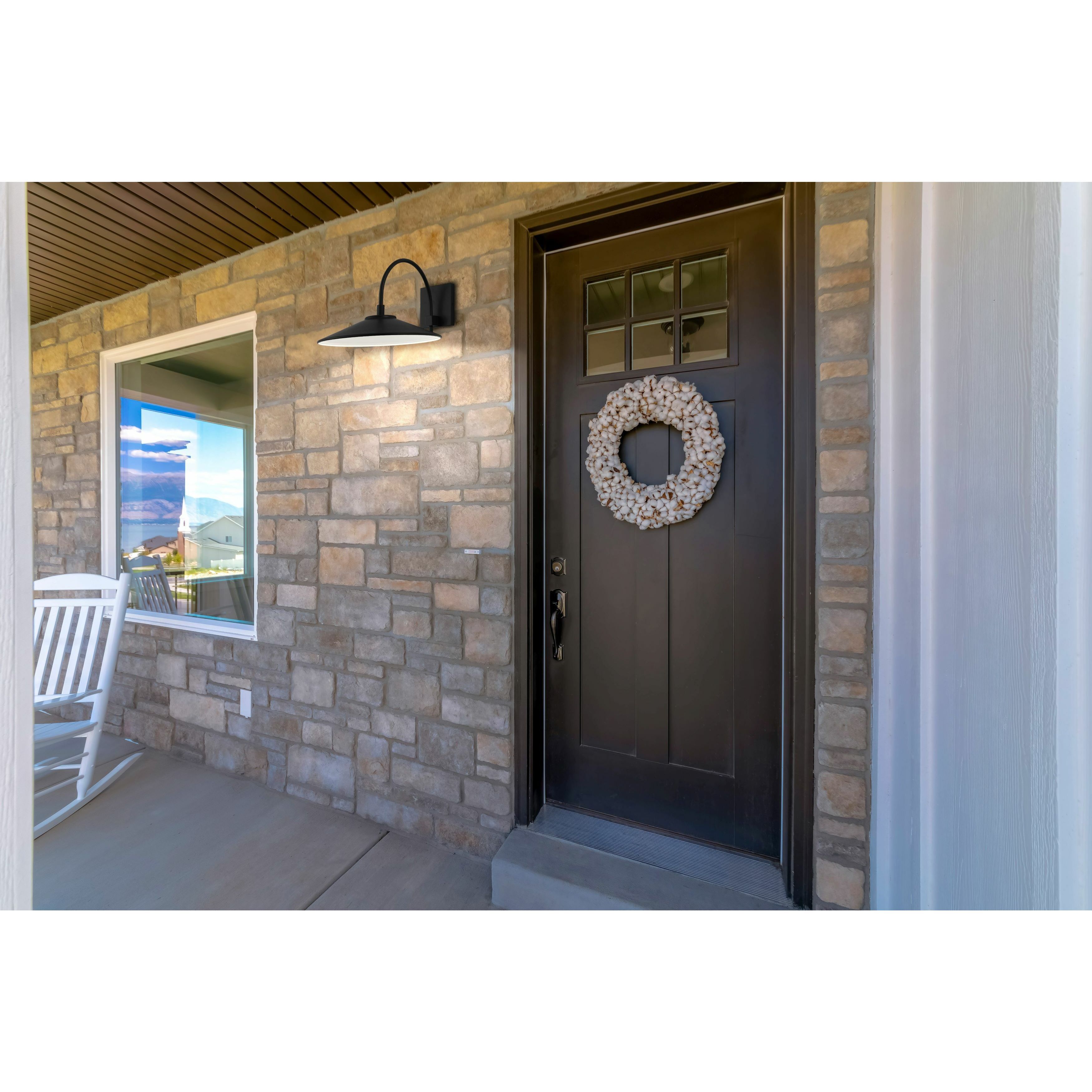 Camas Outdoor Wall Mount