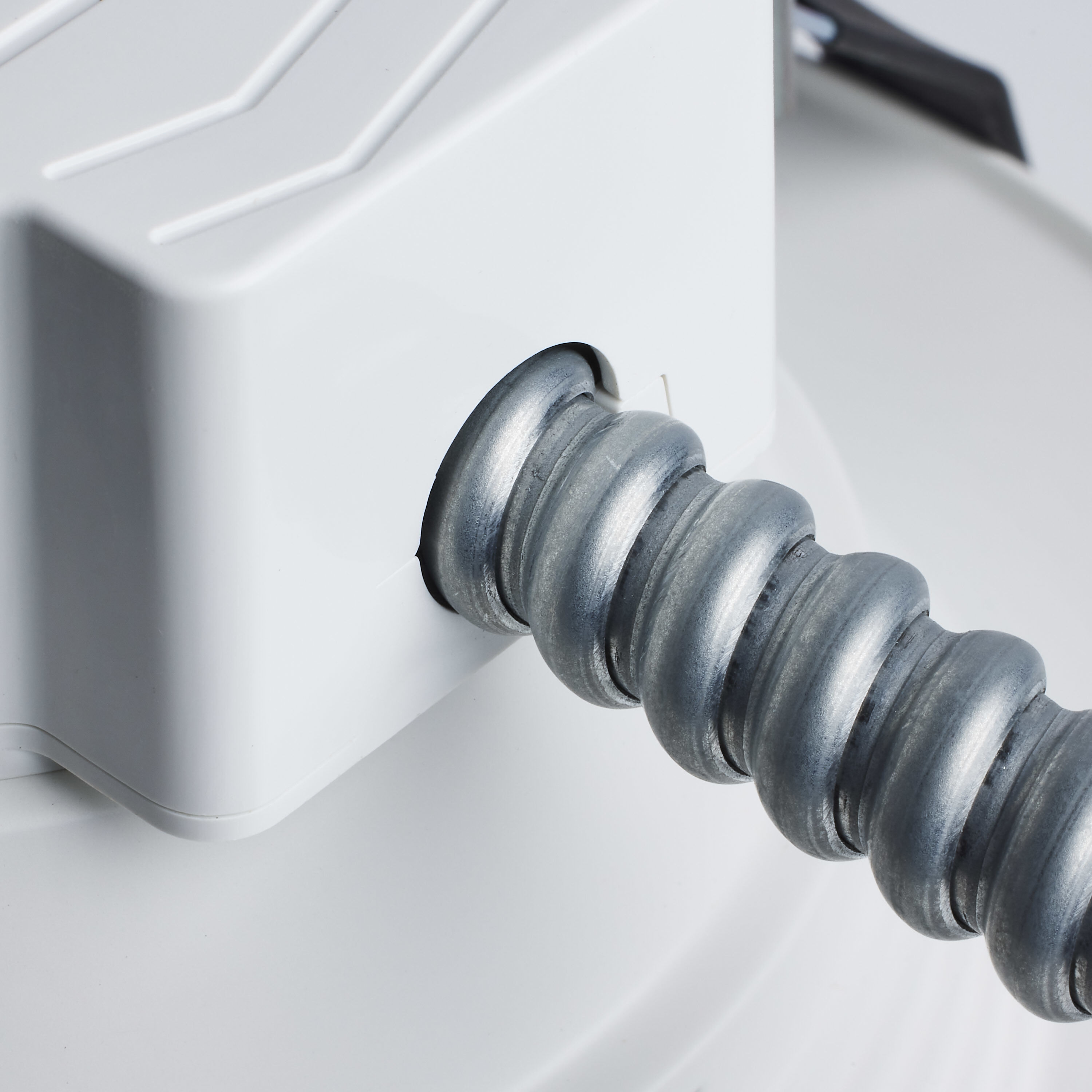 Edgewood Integrated White Recessed