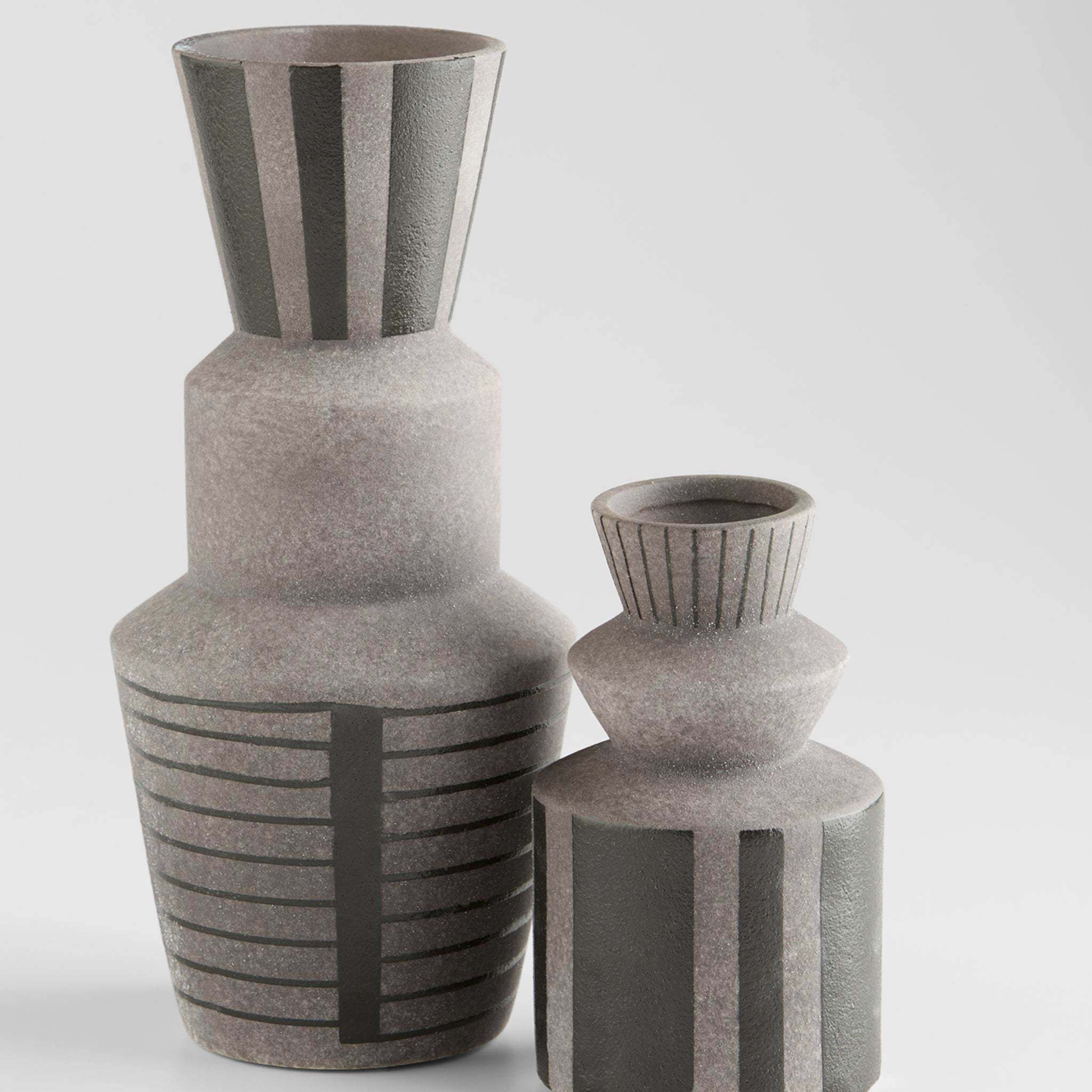 Erebus 9 inch Vase, Small