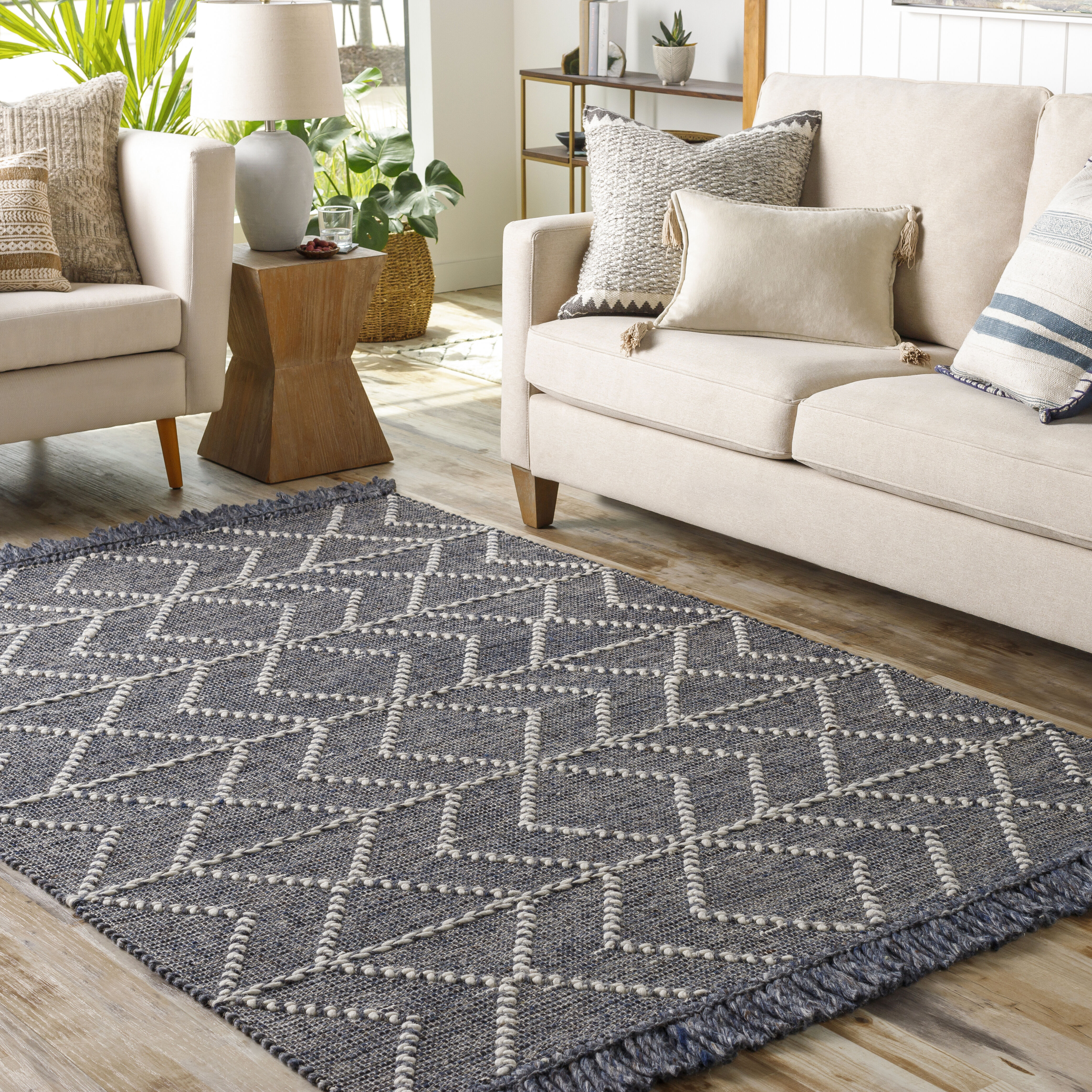 Uttar 108 X 72 inch Grey Rug in 6 X 9, Rectangle