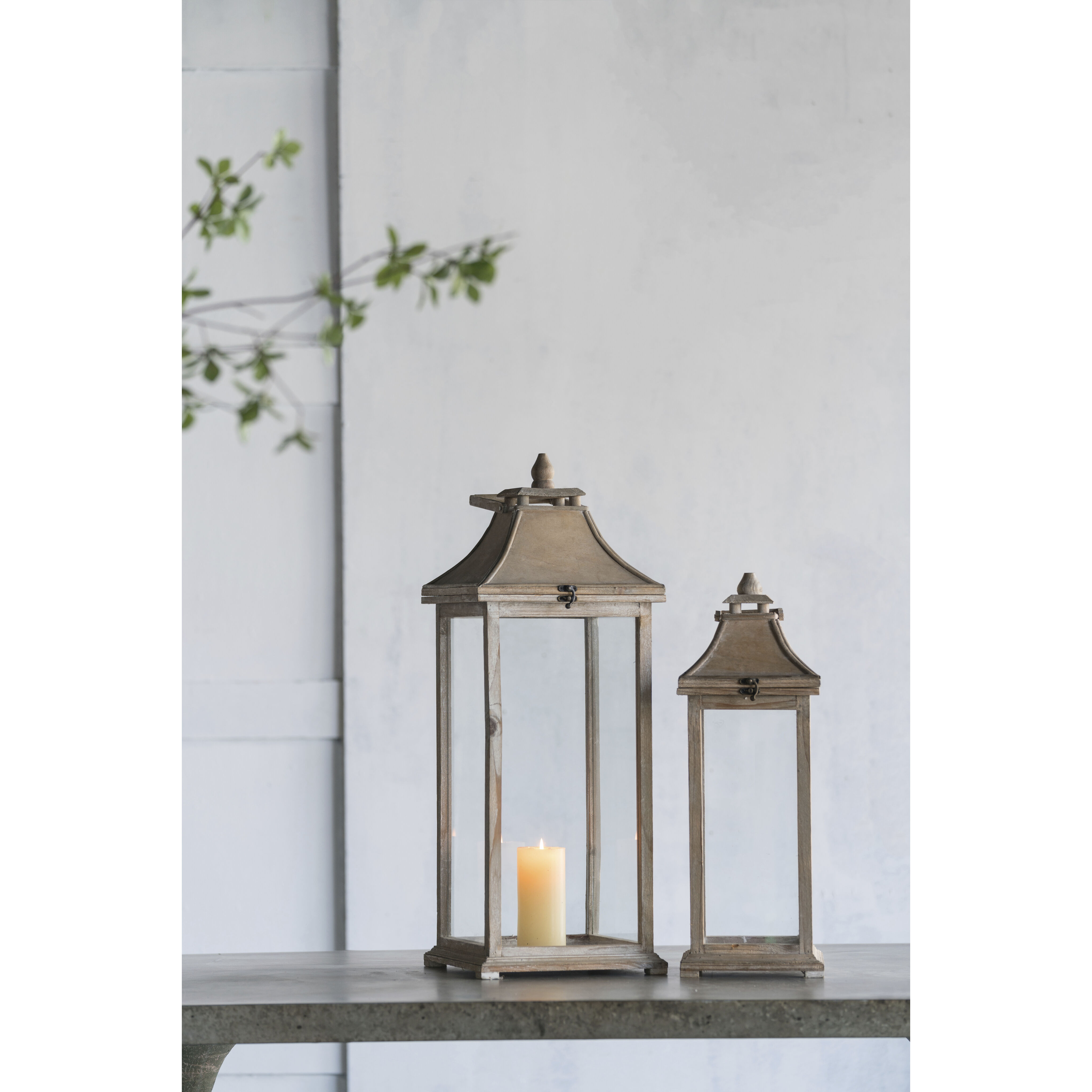 Ivona Ivory Lantern
