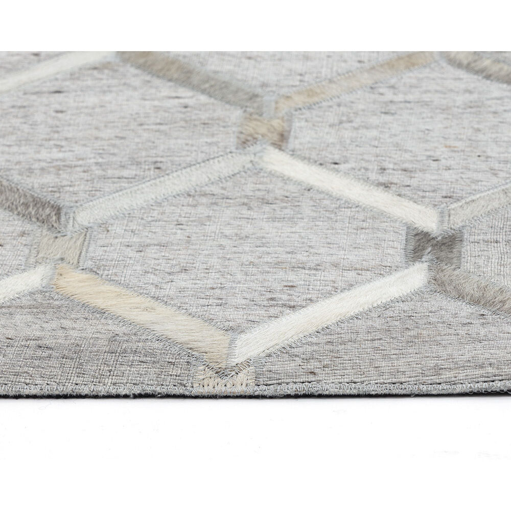 Bordeaux 96 X 60 inch Ivory / Grey Indoor Hand-Made Rug, Hand-Made