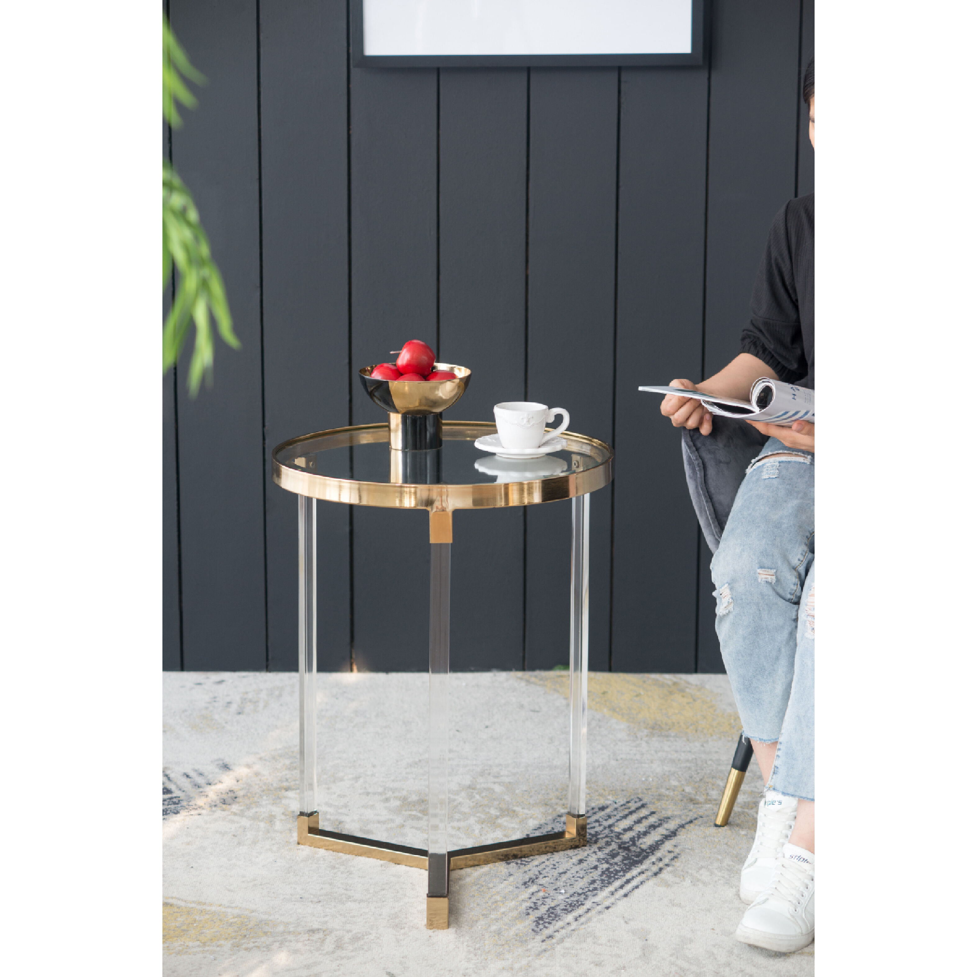 Clear accent table top
