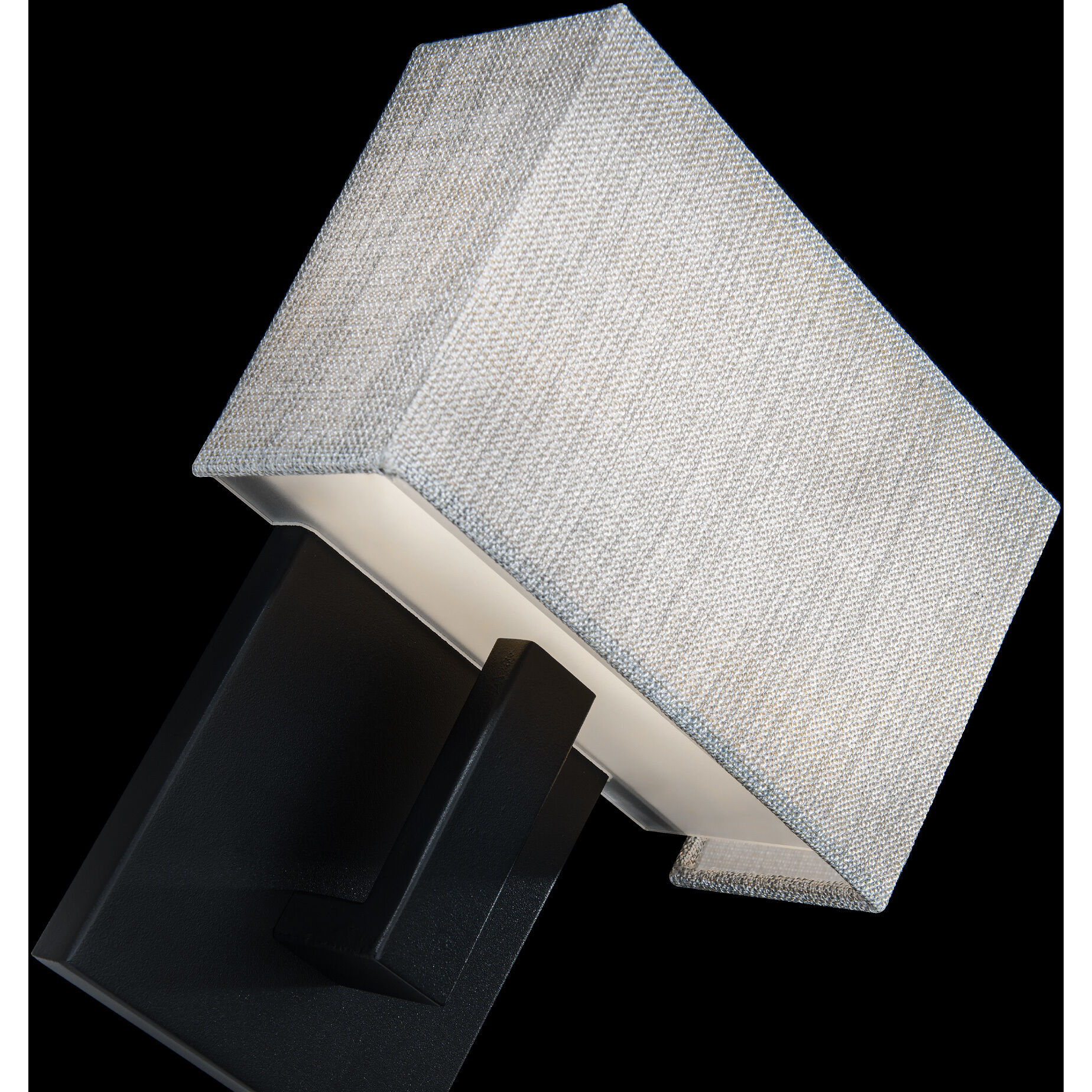 Manhattan Wall Sconce Wall Light in Black, dweLED