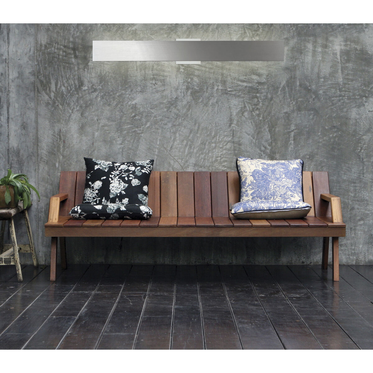 Expo LED 15 inch Aluminum Wall Sconce Wall Light, Small