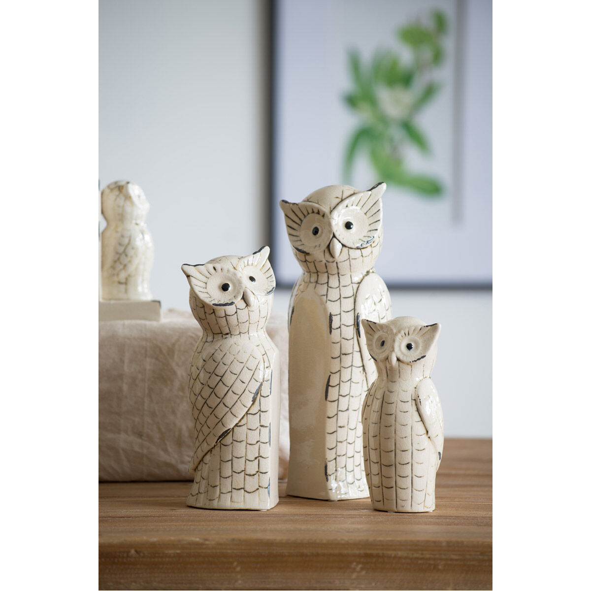 Vivek Off-White Figurine, Set of 3