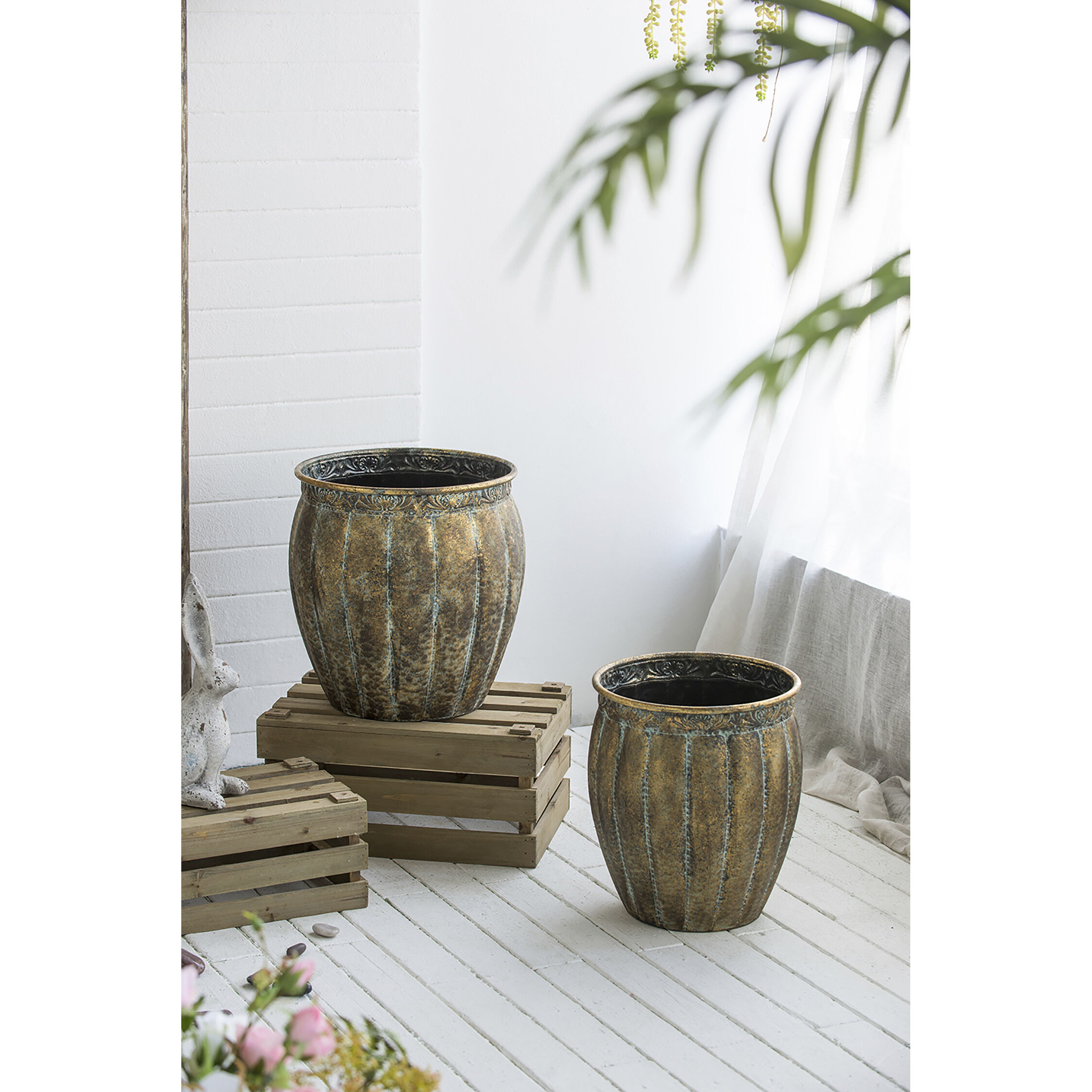 Anita Copper Planter