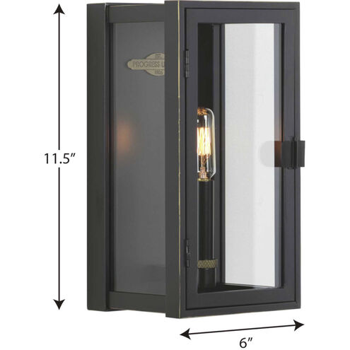 Stature Outdoor Wall Lantern in Oil Rubbed Bronze