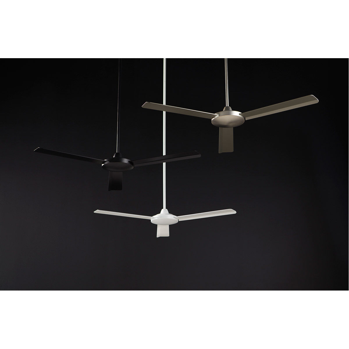 Aerovon 52 inch Studio White Indoor/Outdoor Ceiling Fan