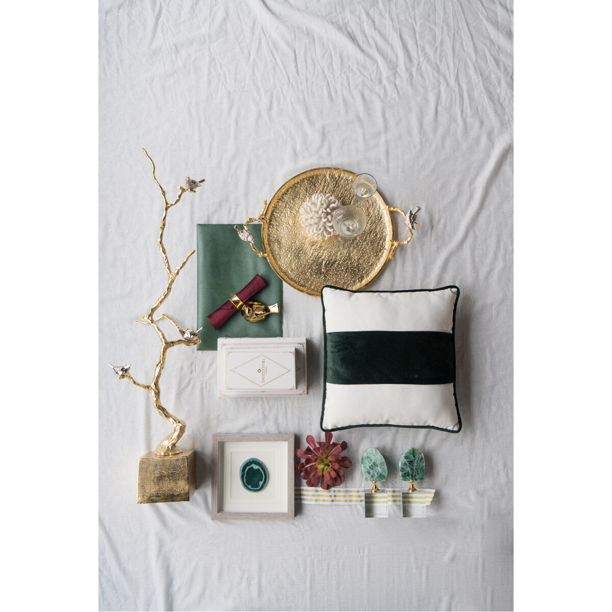 Welling Demilune Table in White/Gold