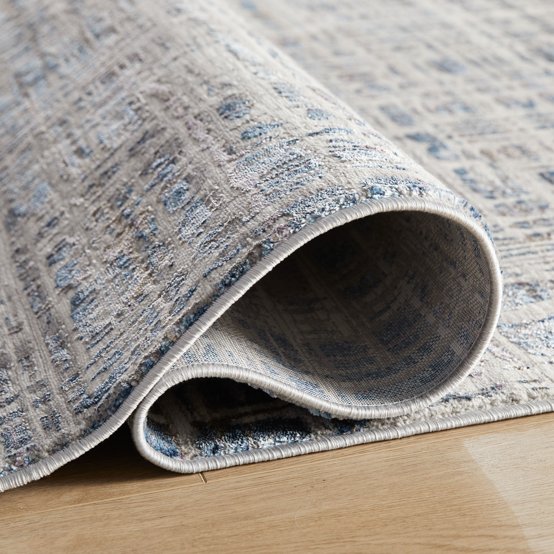 Darica 36 X 24 inch Blue Rug in 2 x 3