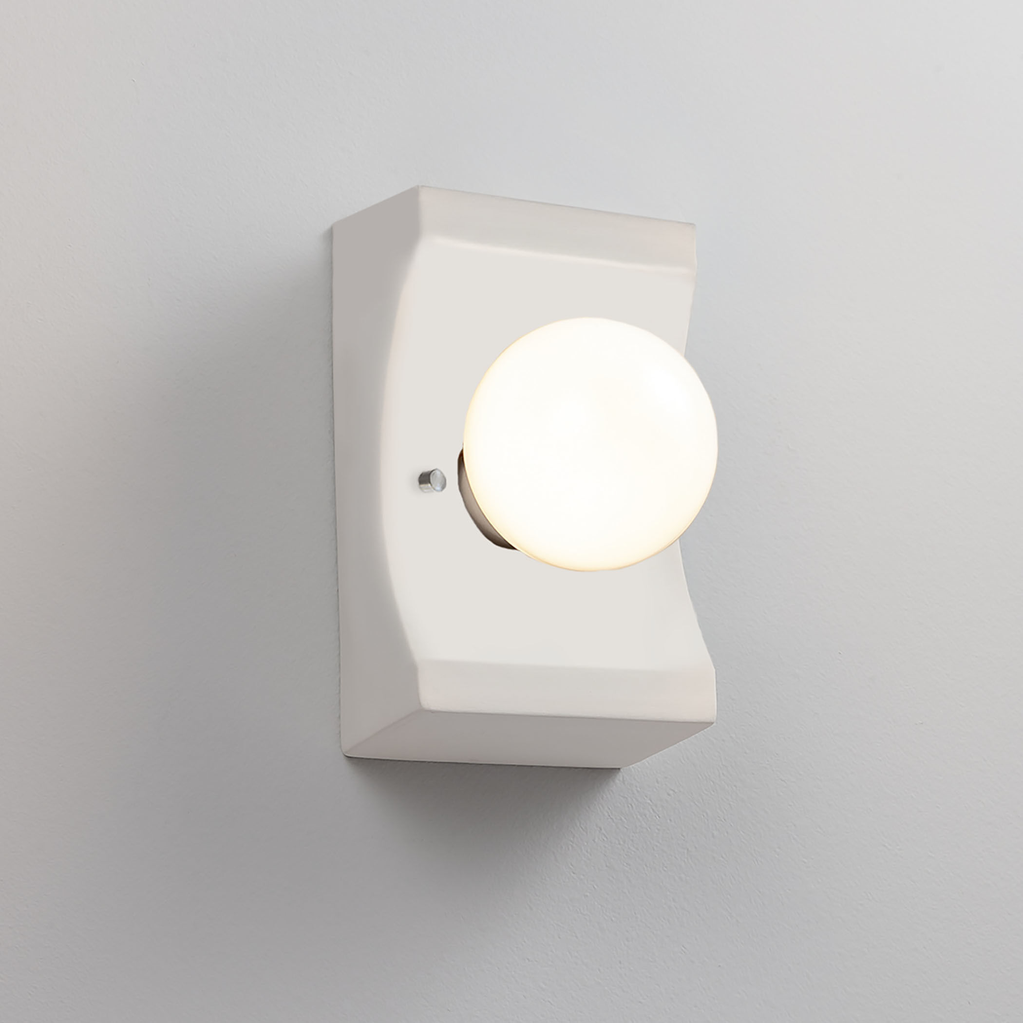 Ambiance Wall Sconce Wall Light in Bisque