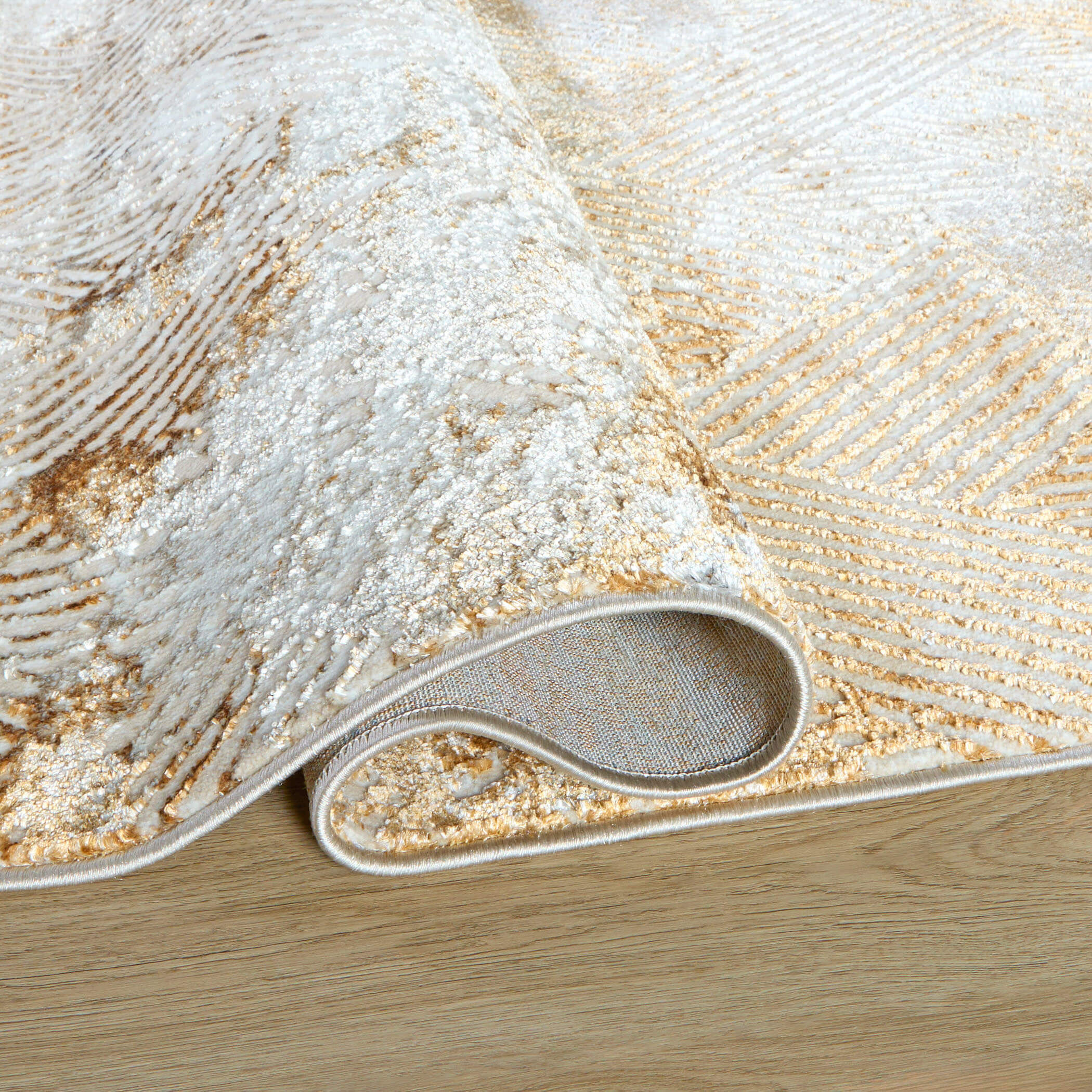 Melet 114 X 79 inch Gold Rug in 6 x 9