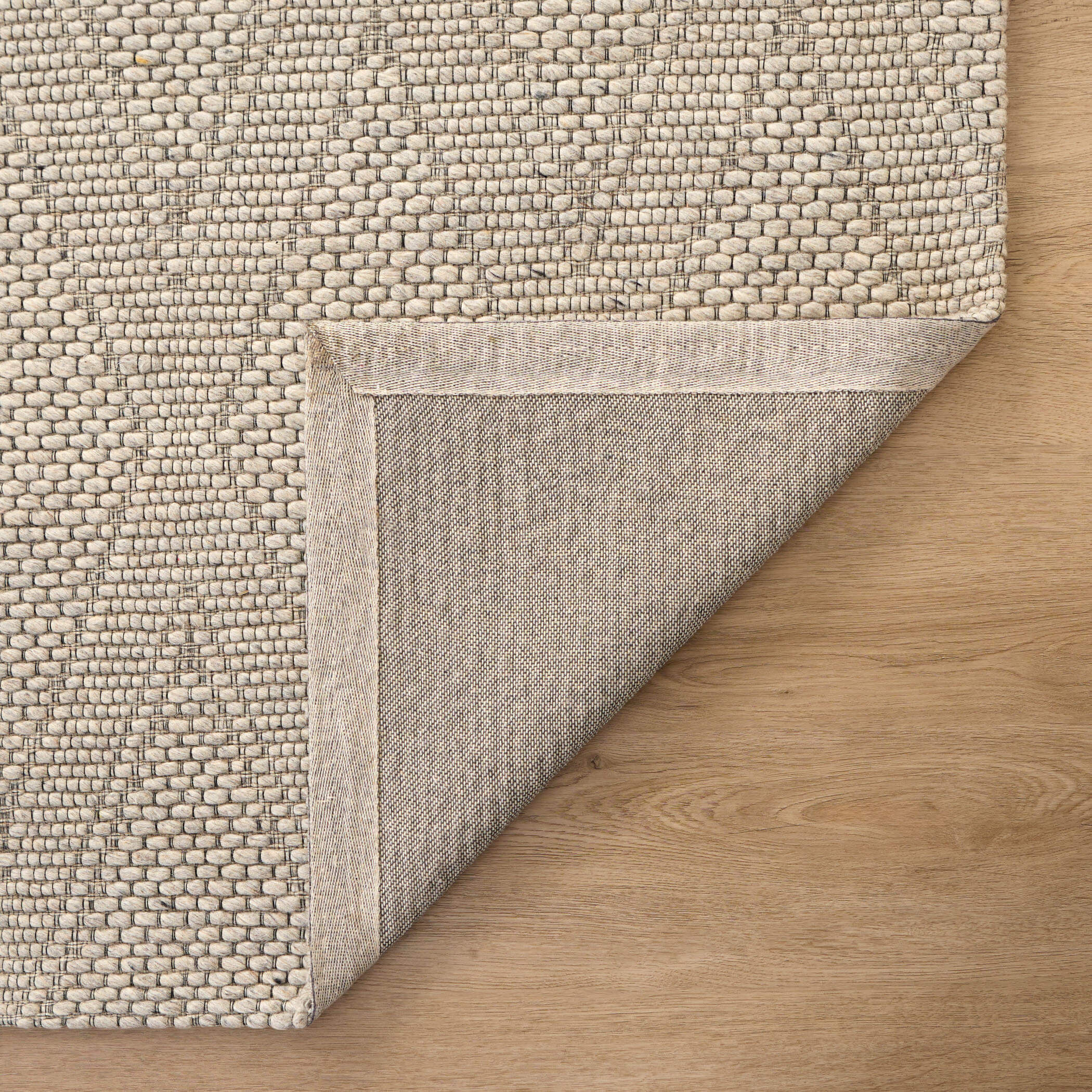 Natural Luxe 114 X 79 inch Light Grey Rug in 6 x 9