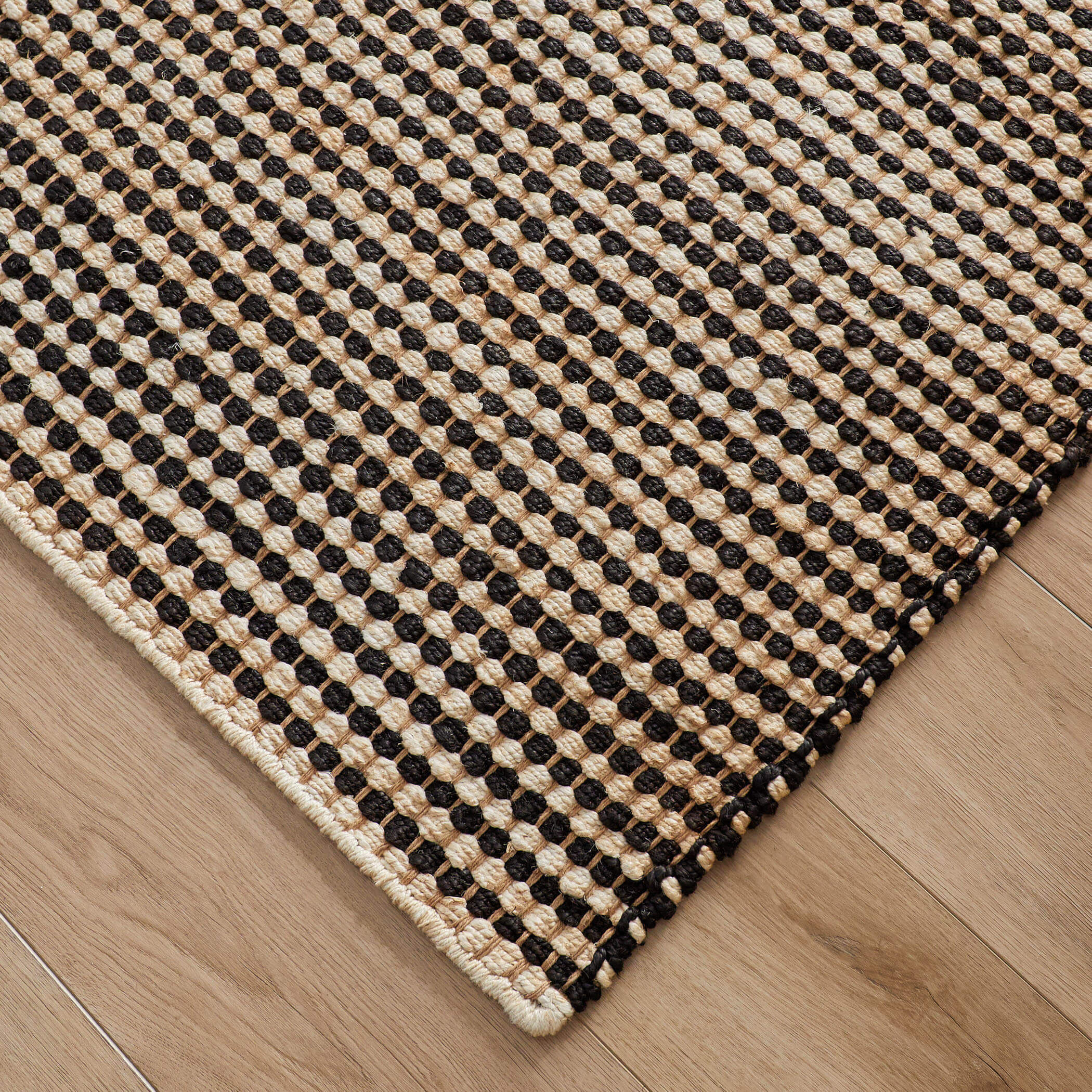 Ganges 130 X 94 inch Black/Natural Rug in 8 x 11