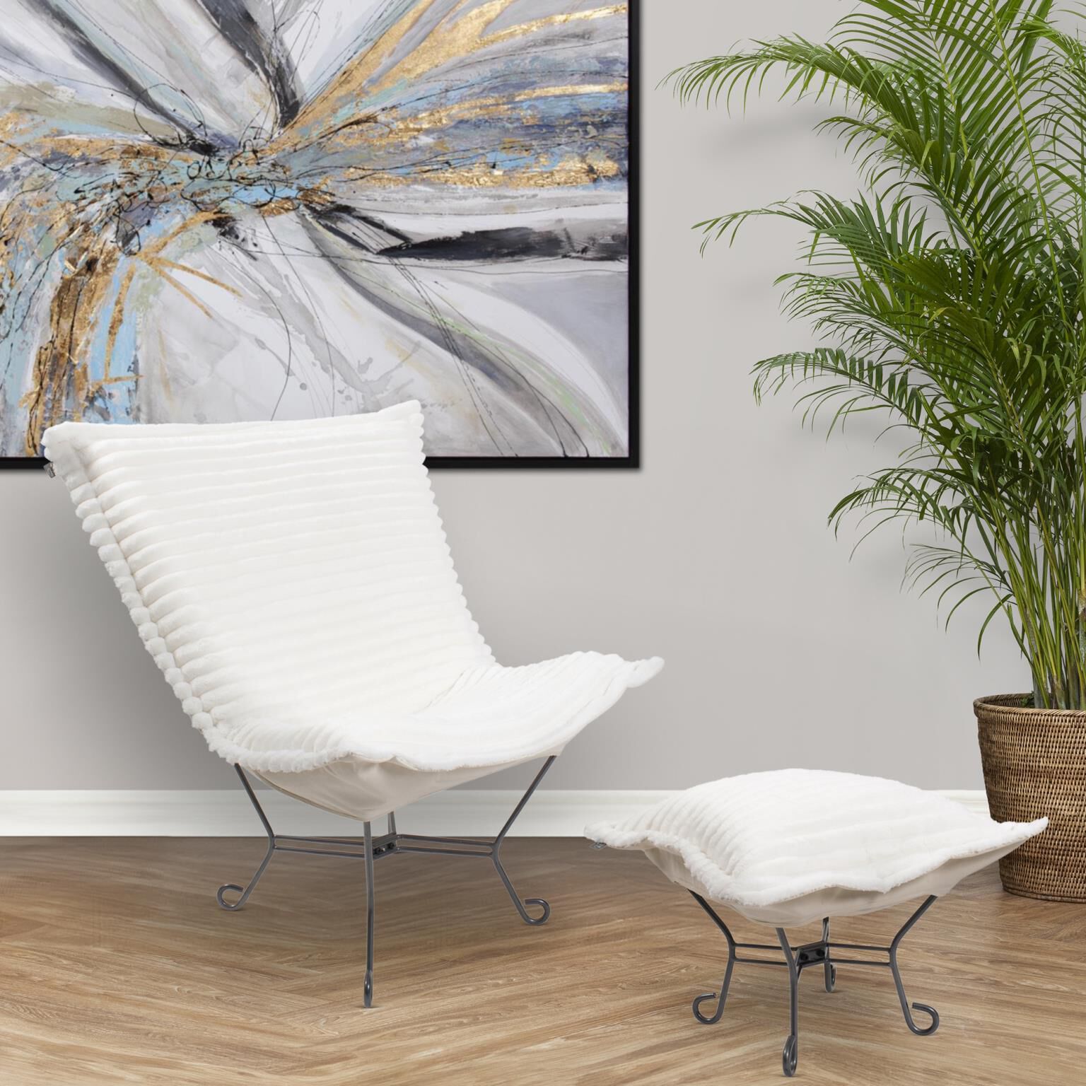 Shar Pei White Chair