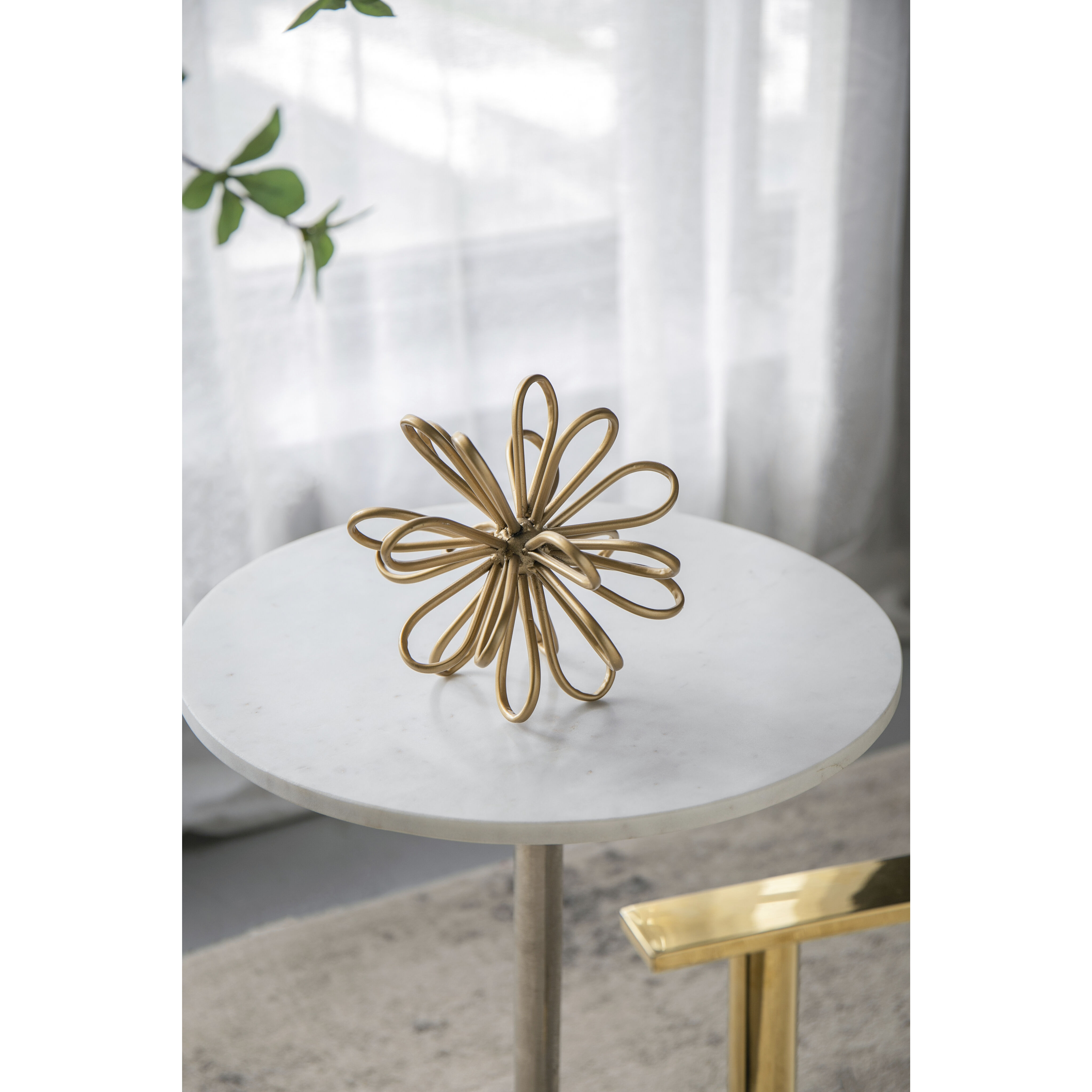 Flower Gold Statuary