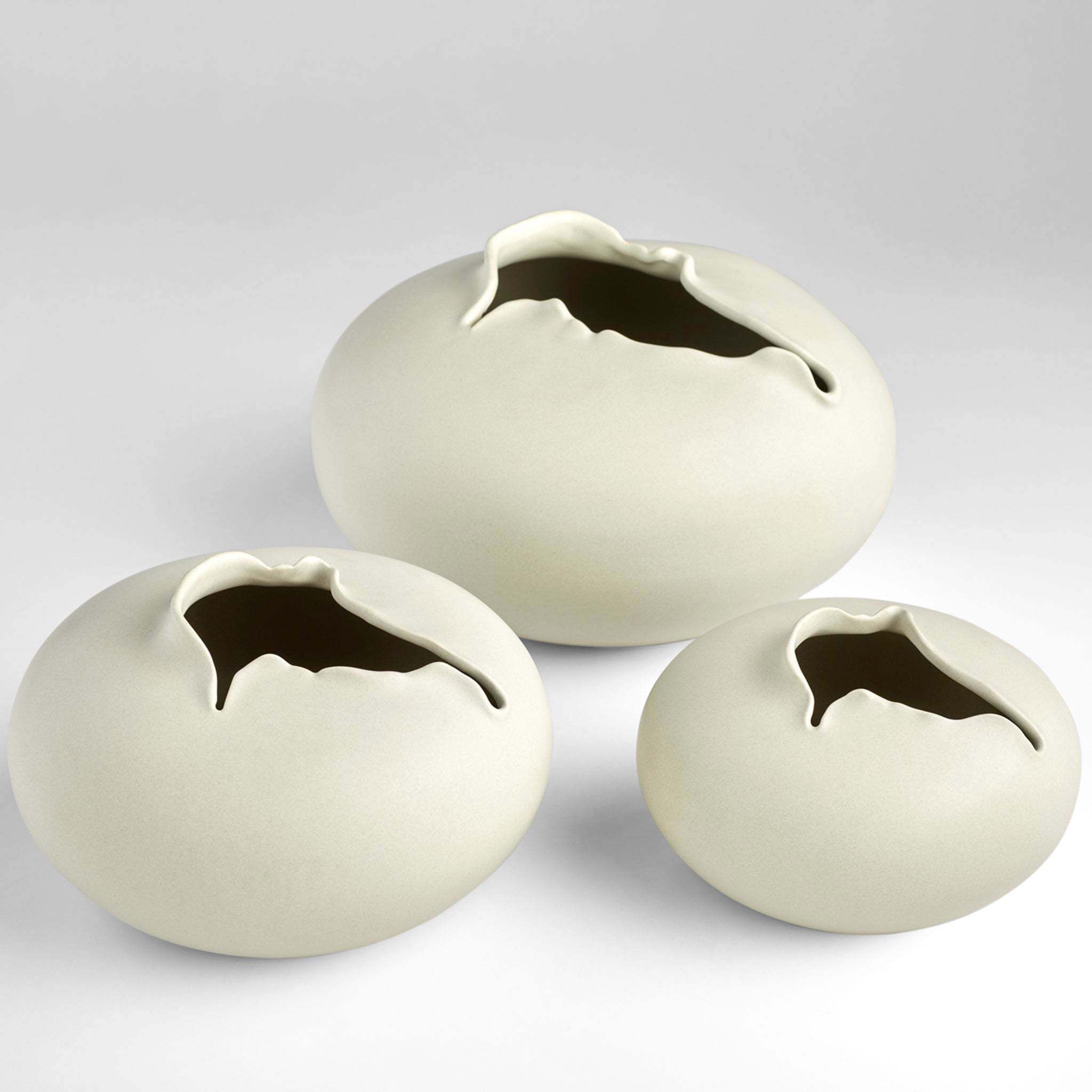 Tambora 14 X 8 inch Vase, Large