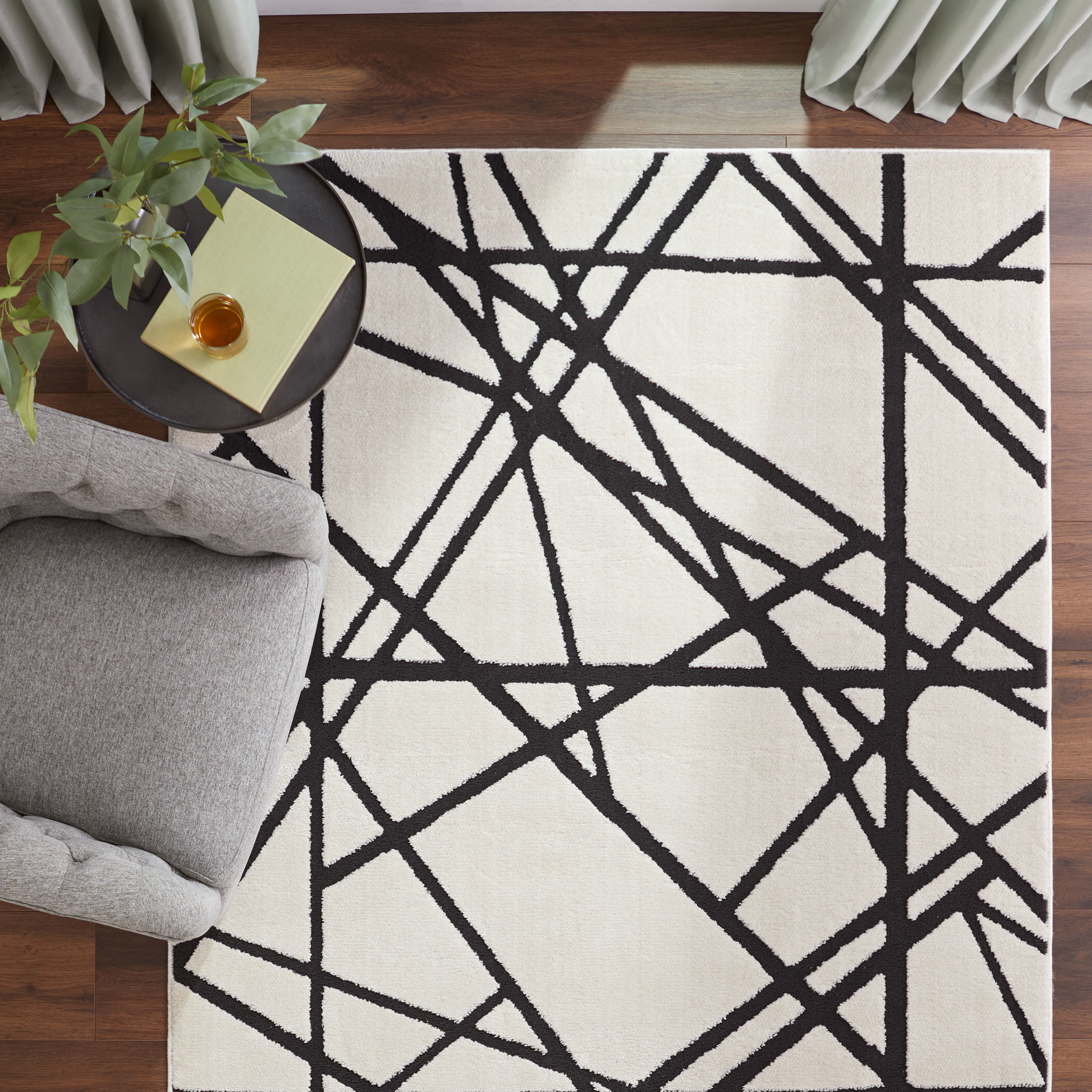 Optika 130 X 94 inch Black/White Rug in 8 x 11