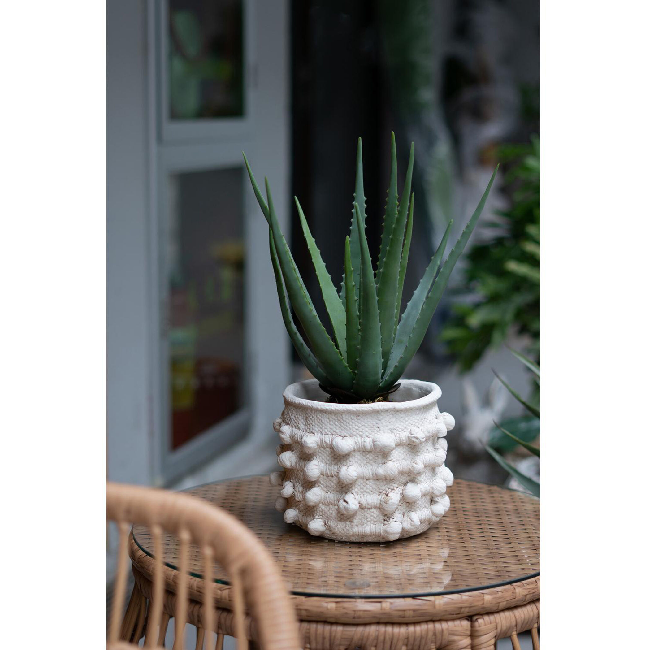 Round Cream Outdoor Planter