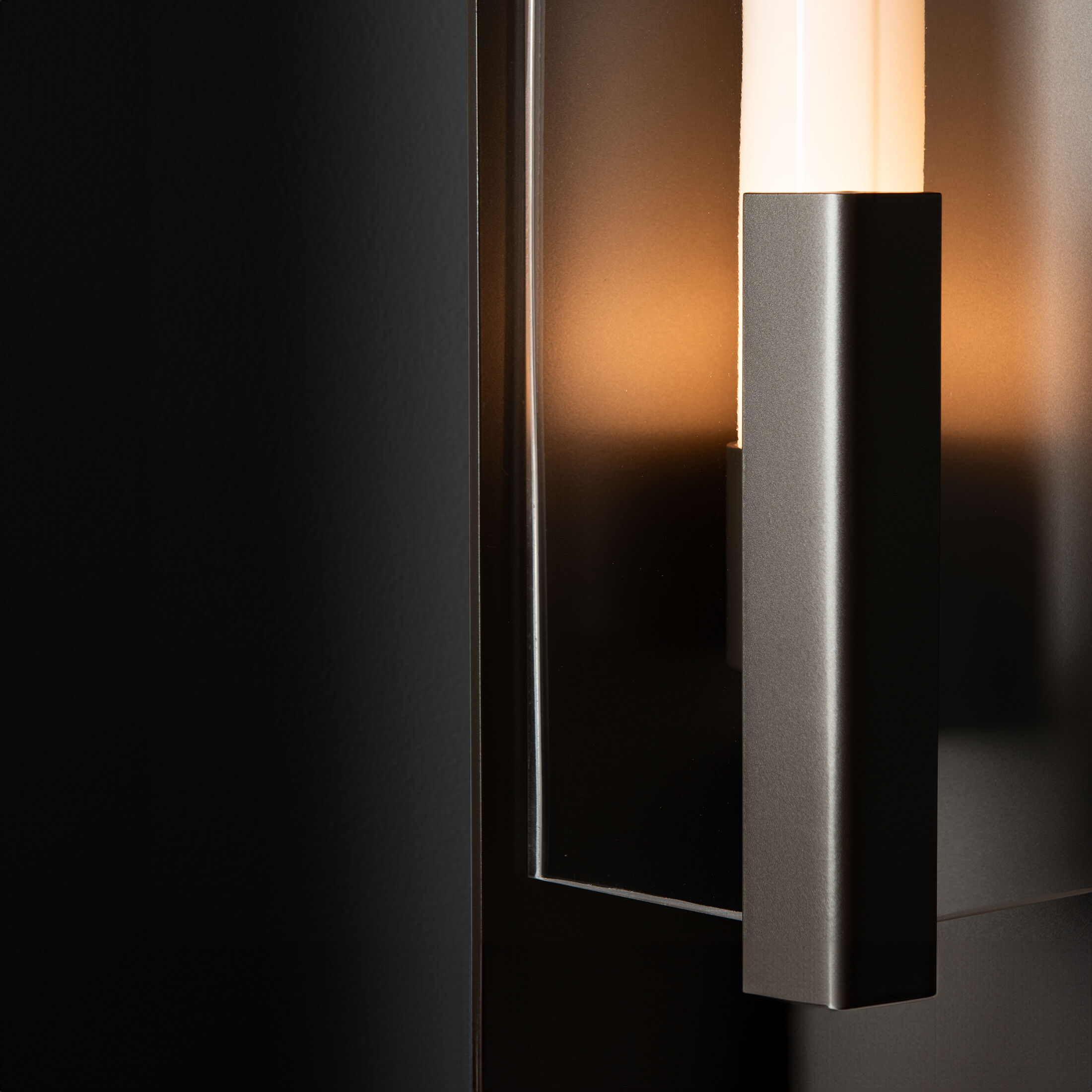 Summit 1 Light 18.7 inch Coastal Dark Smoke Outdoor Sconce in Clear, Small