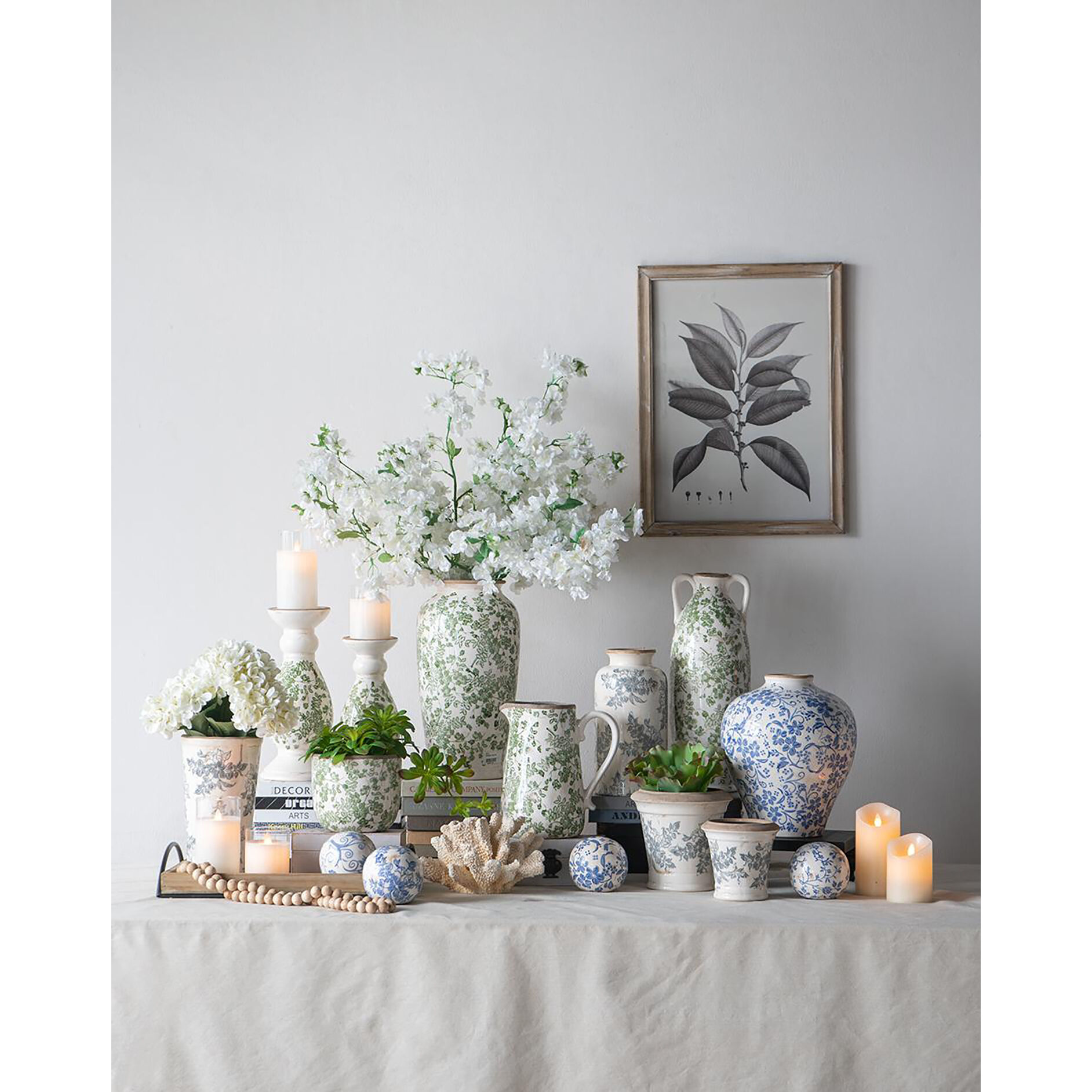 Anita 10 X 4.7 inch Candle Holder