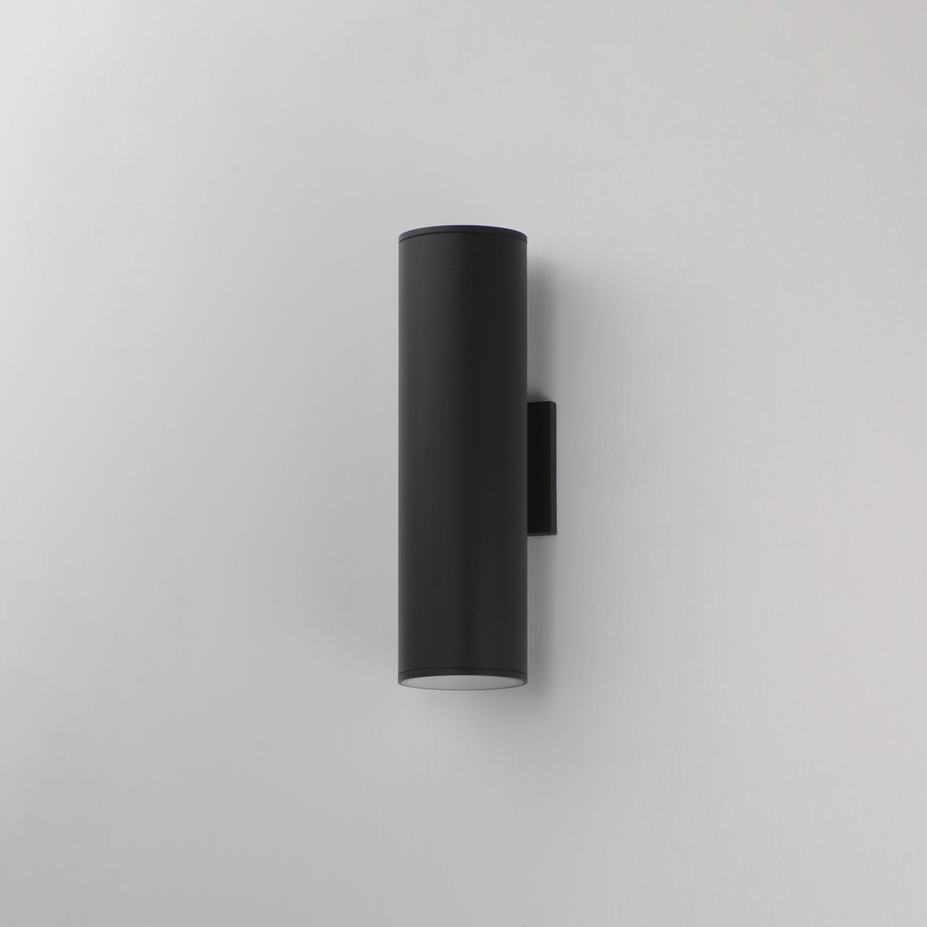 Stout LED 15 inch Black Outdoor Wall Mount