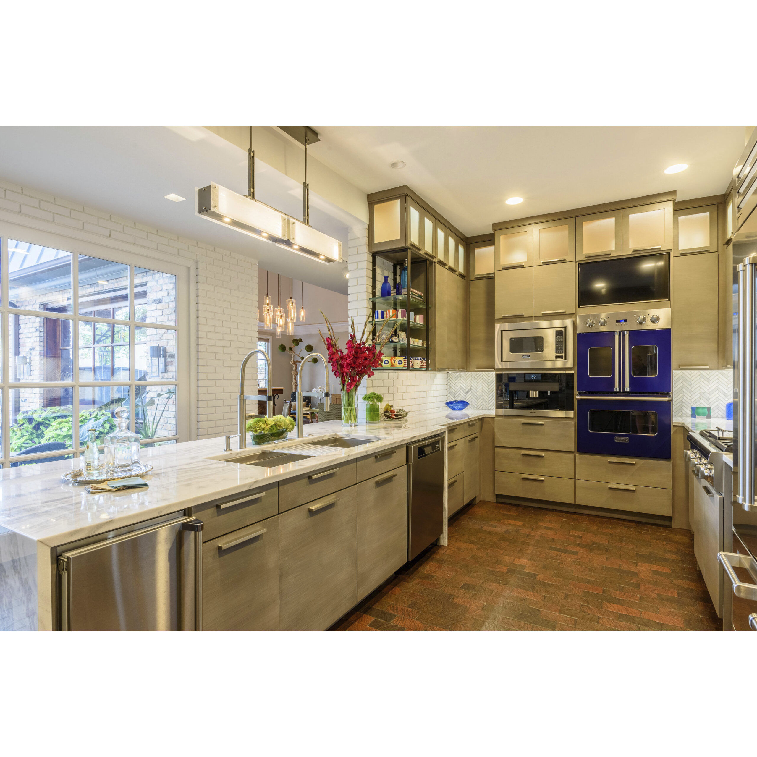 Urban Loft 6 Light 44.4 inch Burnished Bronze Linear Pendant Ceiling Light in Frosted Granite, E26 Incandescent, Trestle