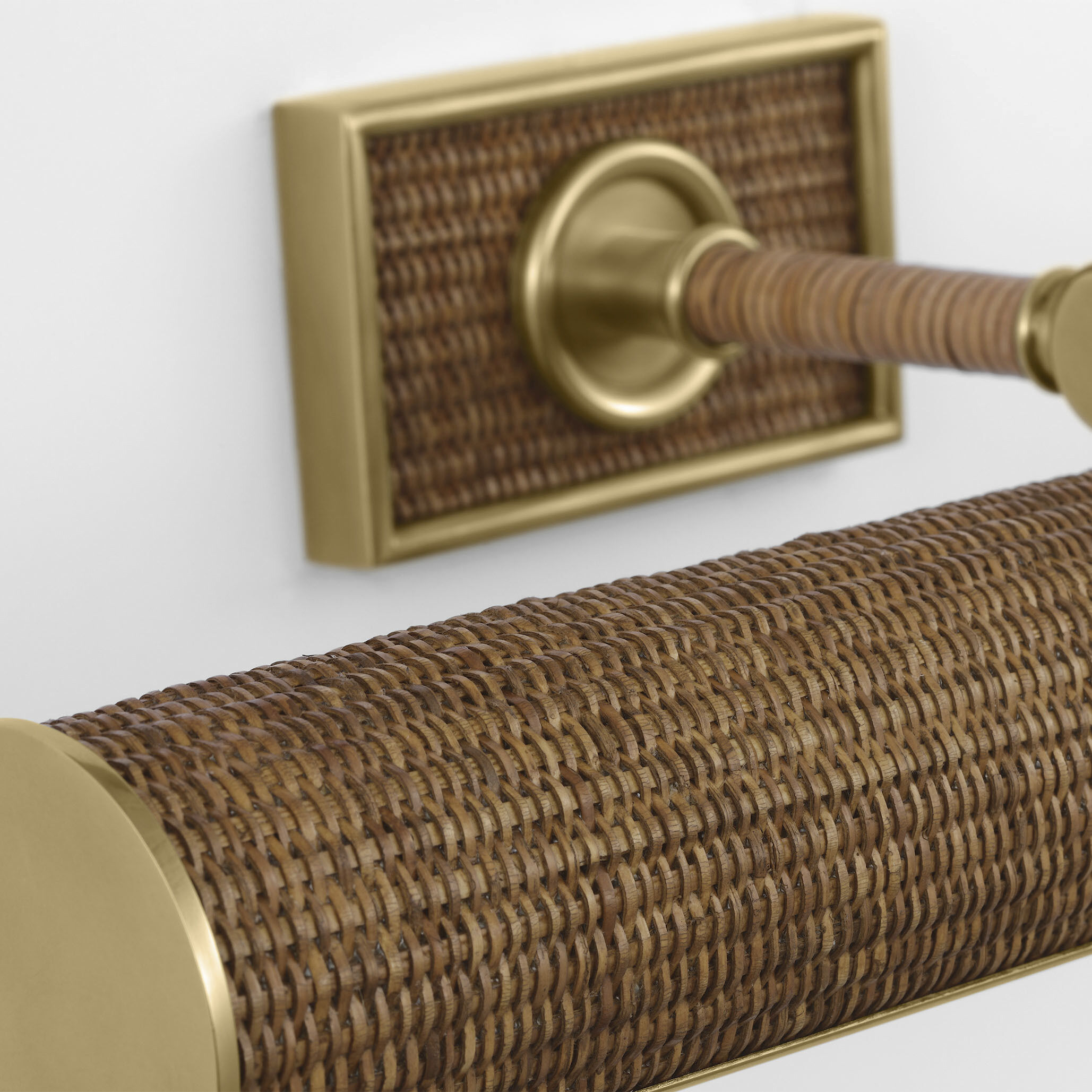 Chapman & Myers Halwell 16 watt 18 inch Antique-Burnished Brass and Natural Woven Rattan Picture Light Wall Light