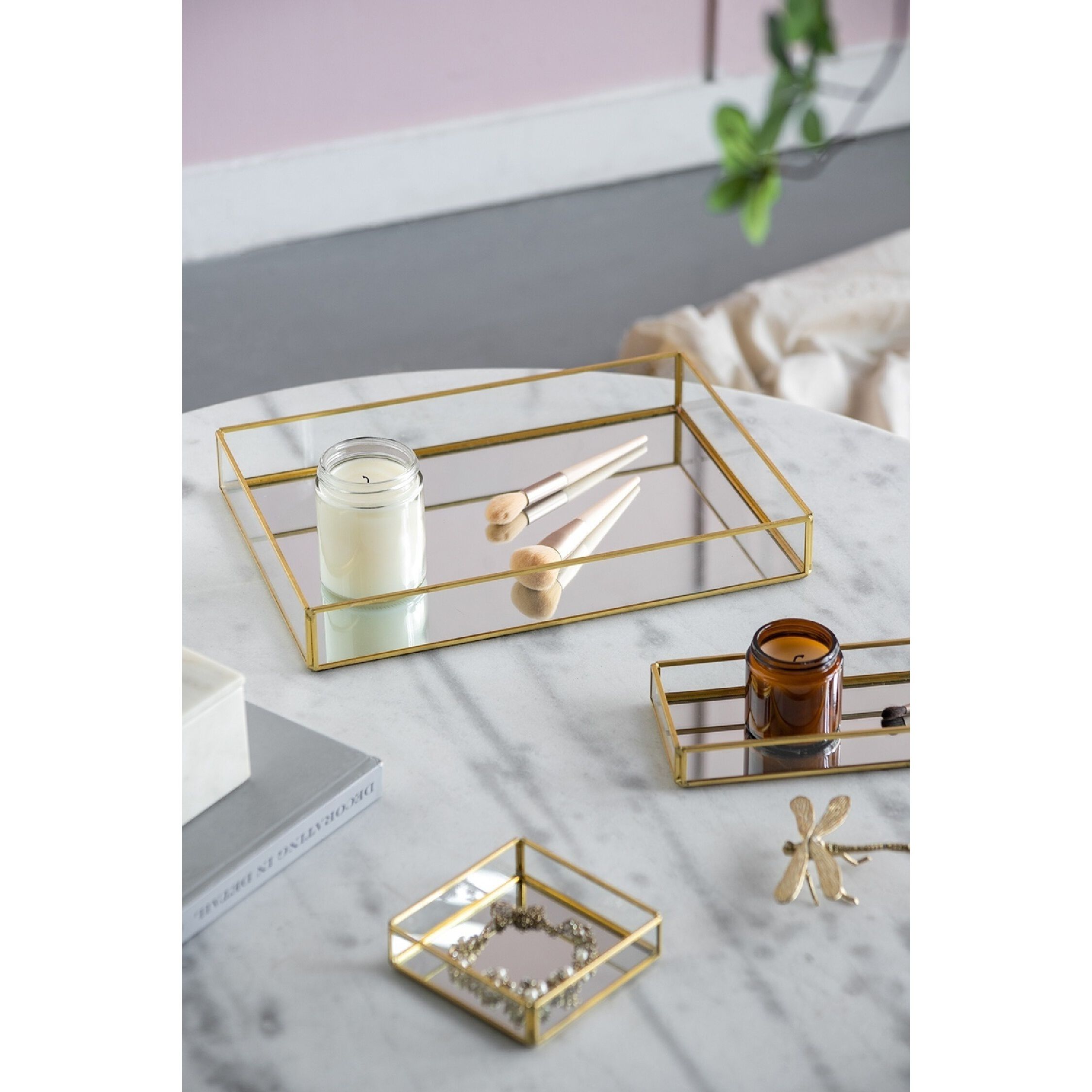 Anita Clear/Gold Tray