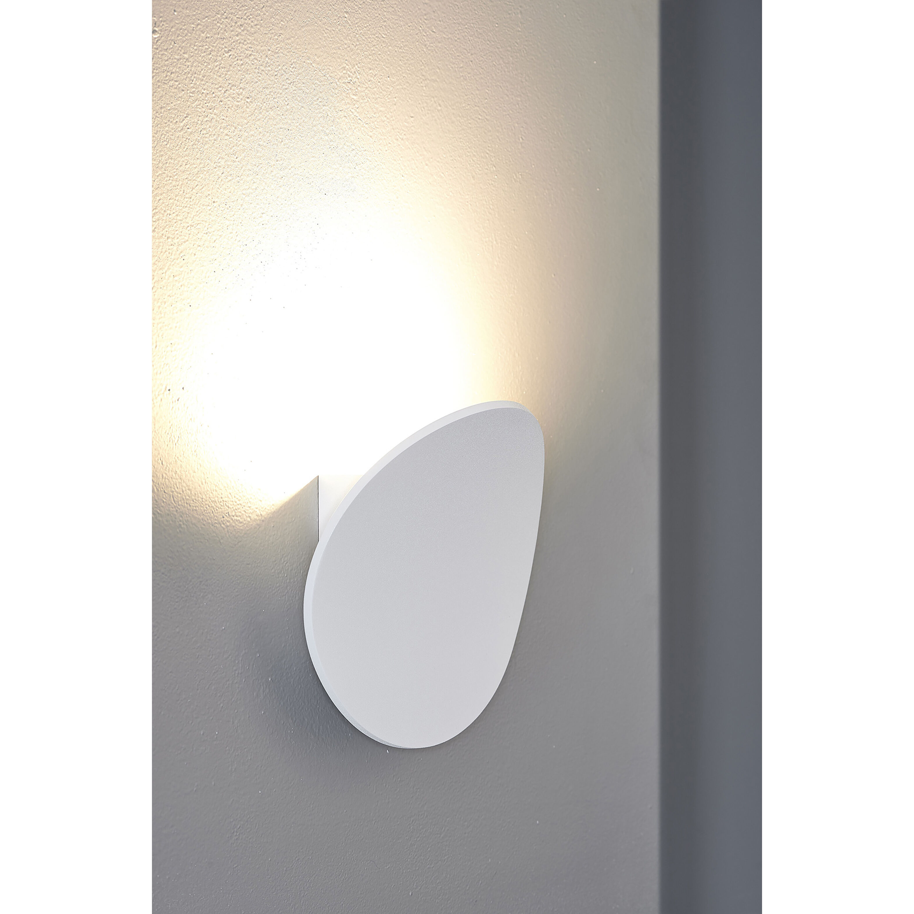 Lunaro Wall Sconce Wall Light in White