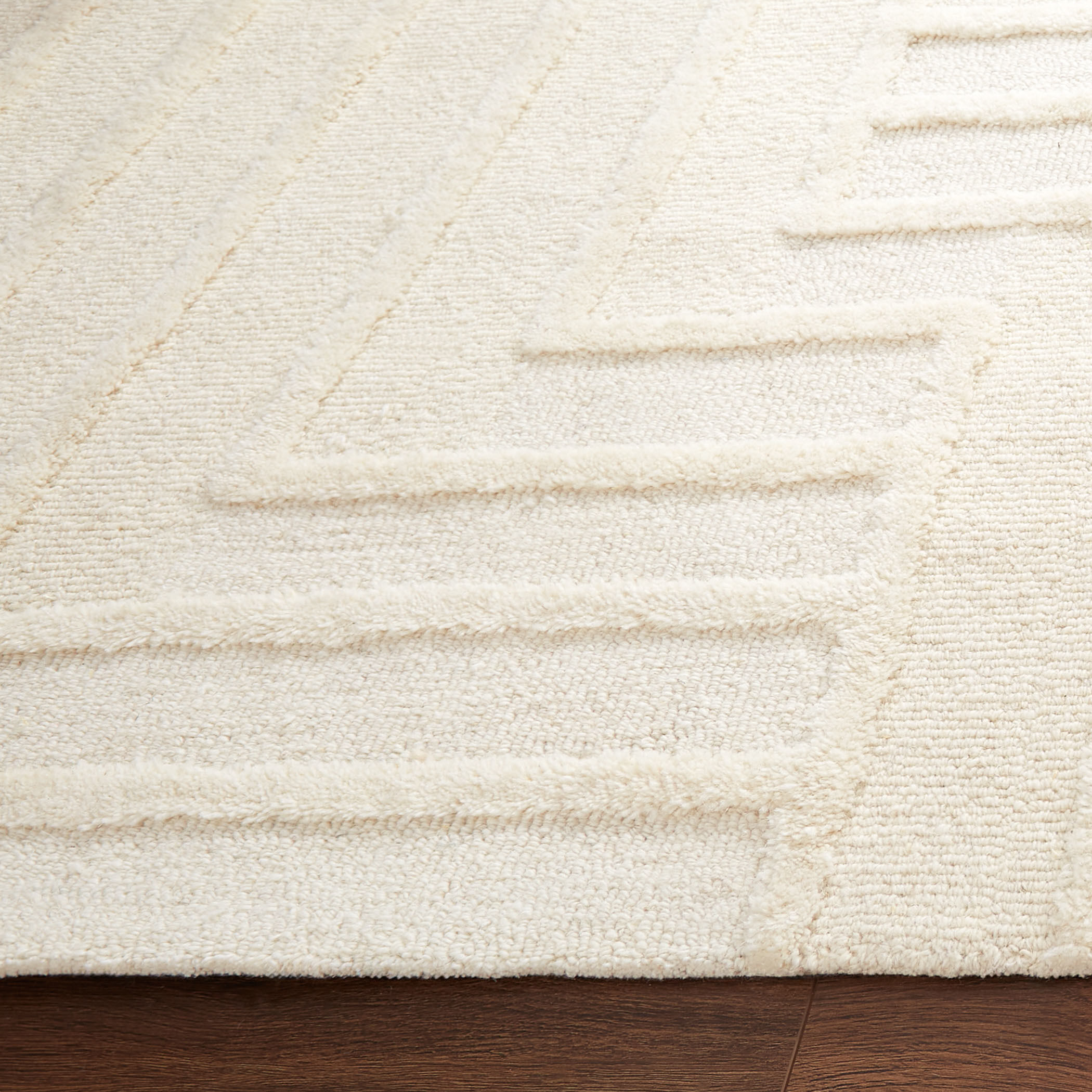 Mitra 36 X 24 inch White/Ivory Rug in 2 x 3