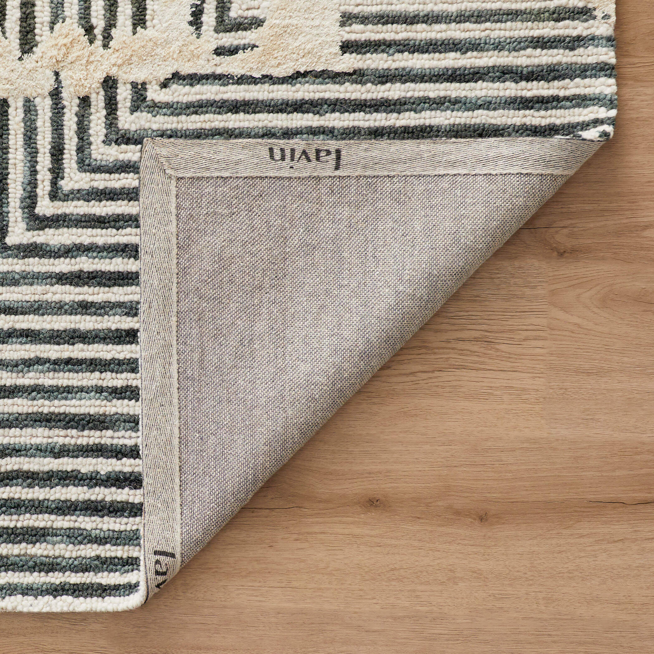 Vani 114 X 79 inch Green/Ivory Rug in 6 x 9