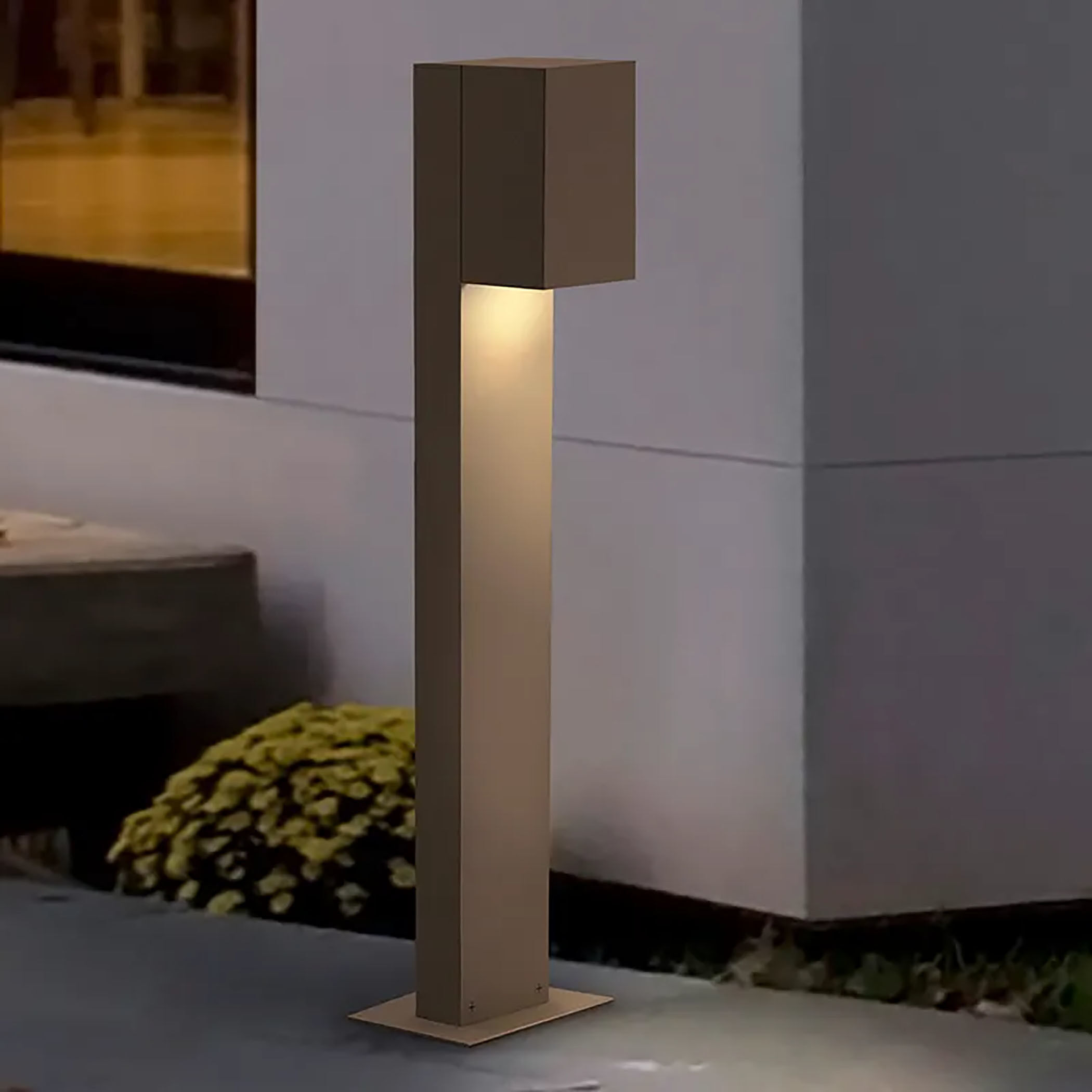Box 12V 10 watt Textured Bronze Bollard