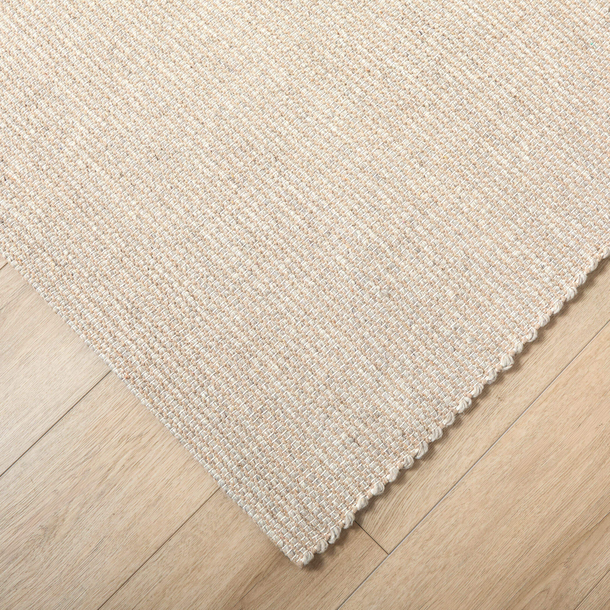 Saira 36 X 24 inch Neutral Rug in 2 x 3