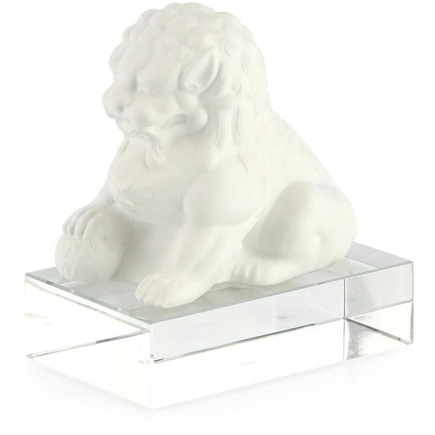 Shishi 8 X 7 inch Sculpture, on Crystal