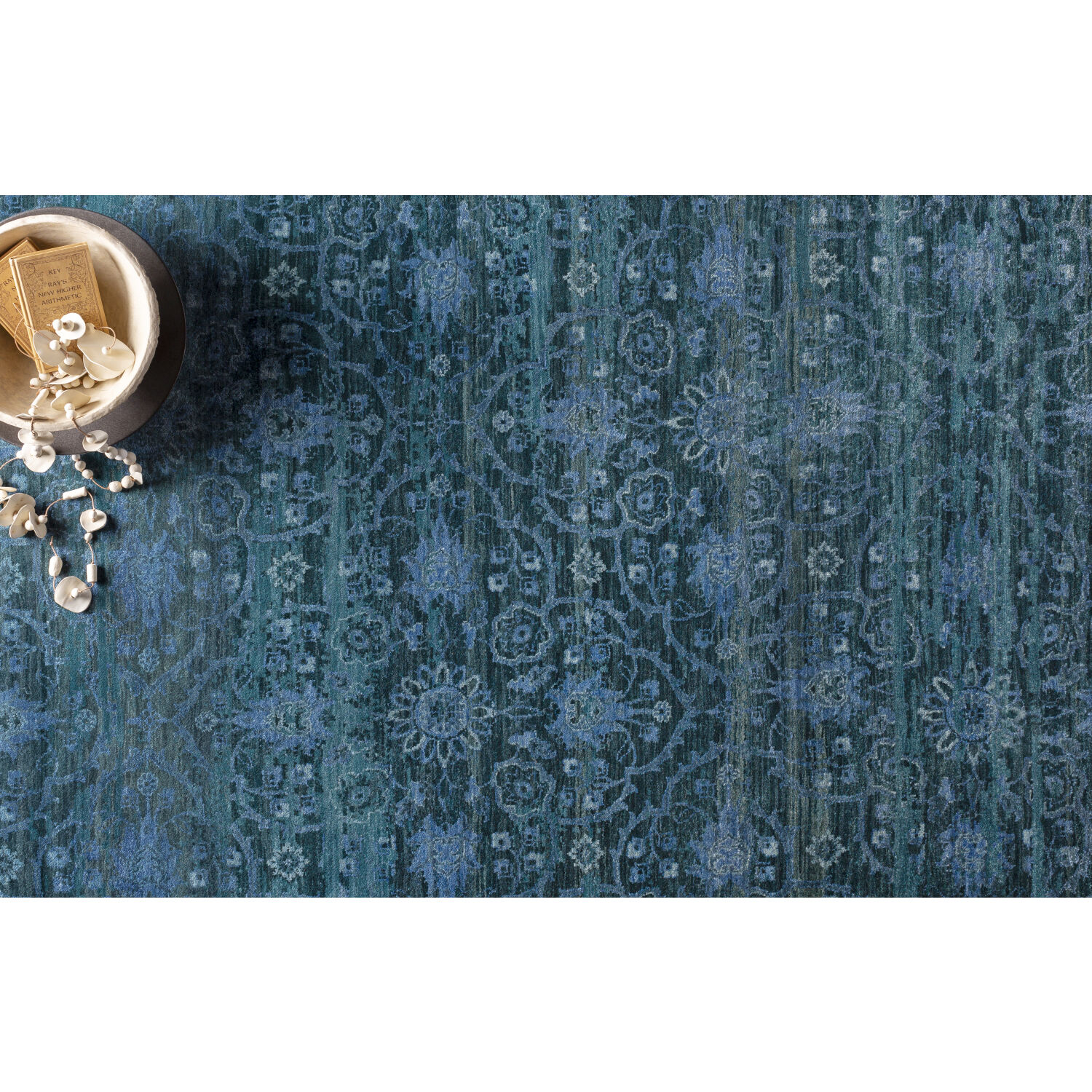 Empress 96 X 96 inch Teal Rug in 8 Ft Round, Round