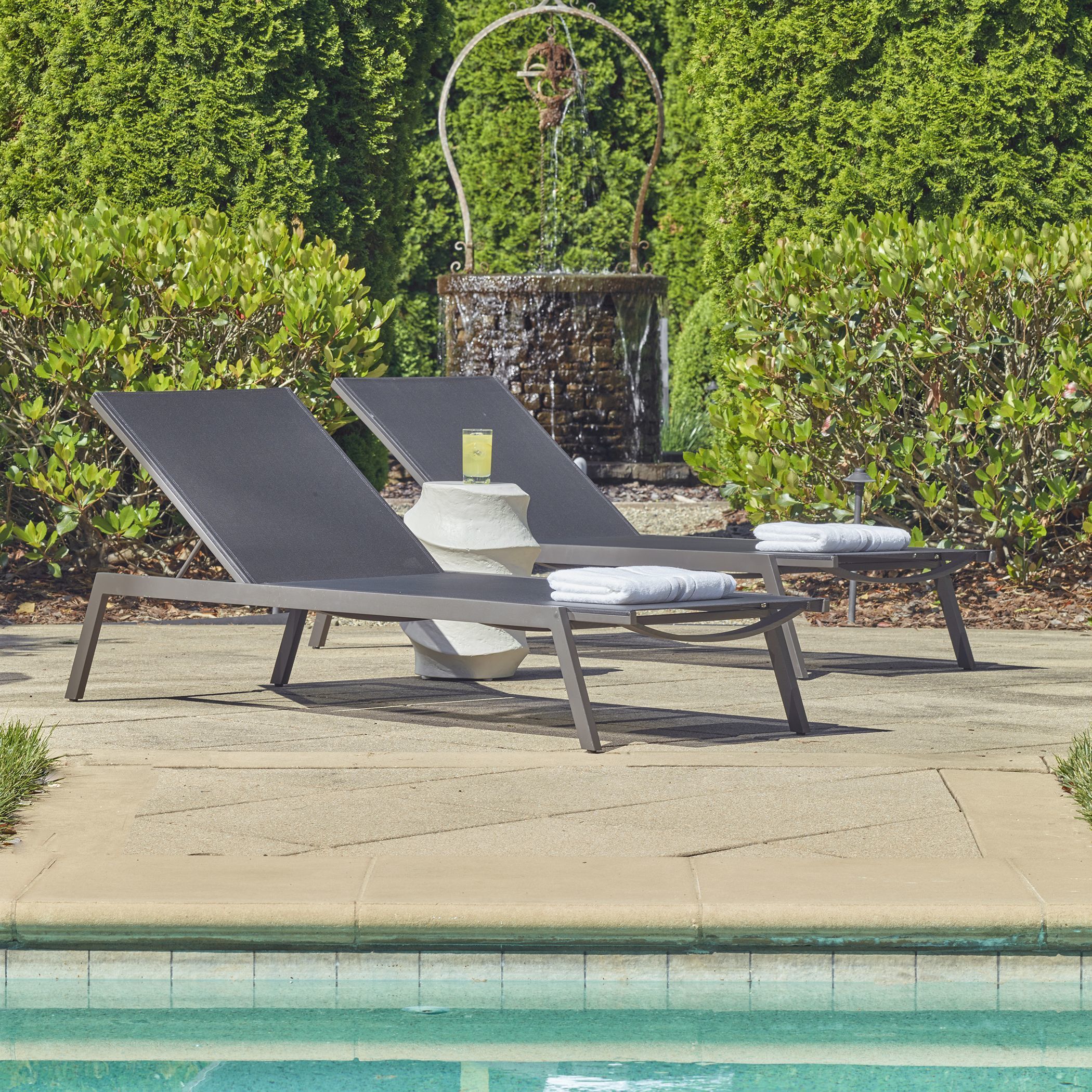 Bea Java Black Outdoor Pool Chaise
