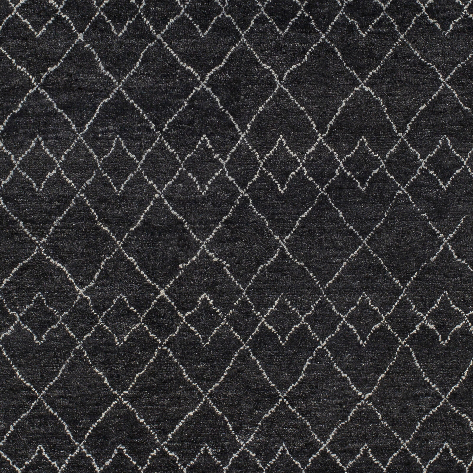 Zara 108 X 72 inch Black Rug in 6 X 9, Rectangle