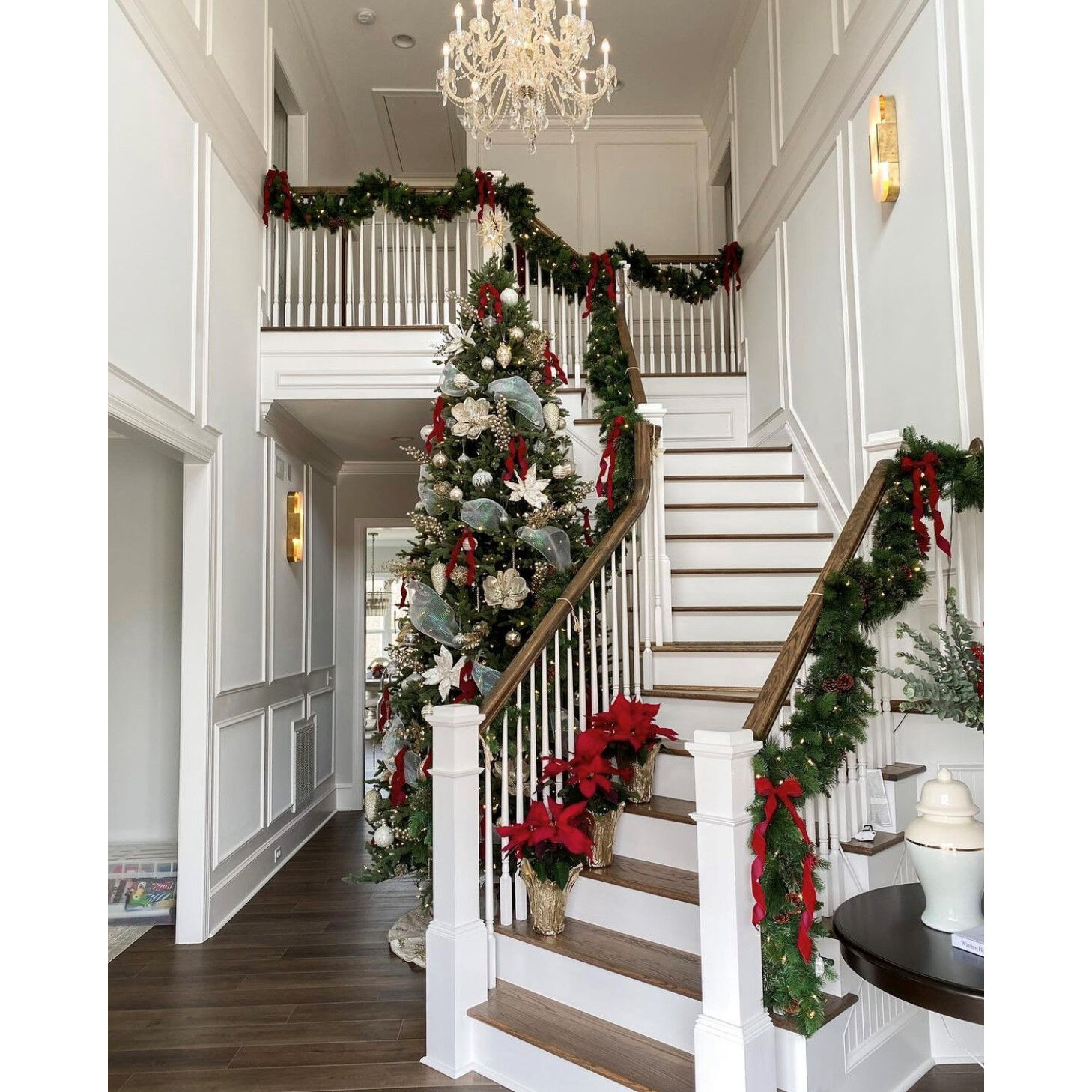 Traditional Crystal 12 Light 37.5 inch Polished Brass Chandelier Ceiling Light in Clear Hand Cut