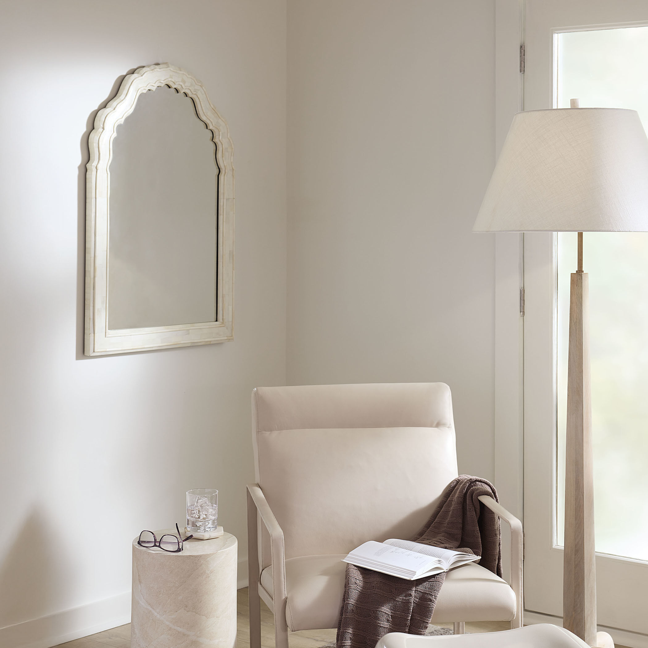 Chateau 36 X 24 inch Smooth White Mirror, Inline