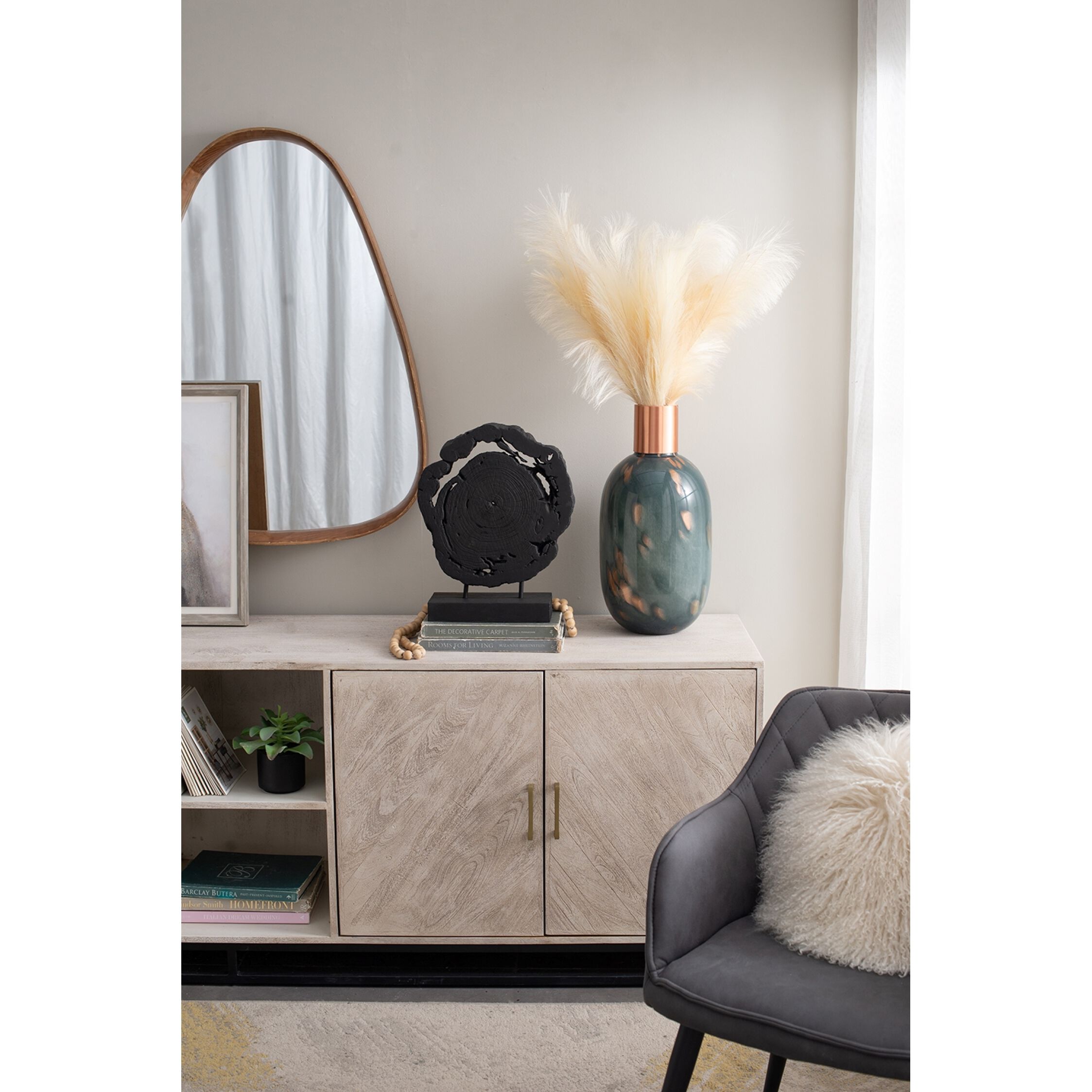 Chambers Brown/Black Table Decor