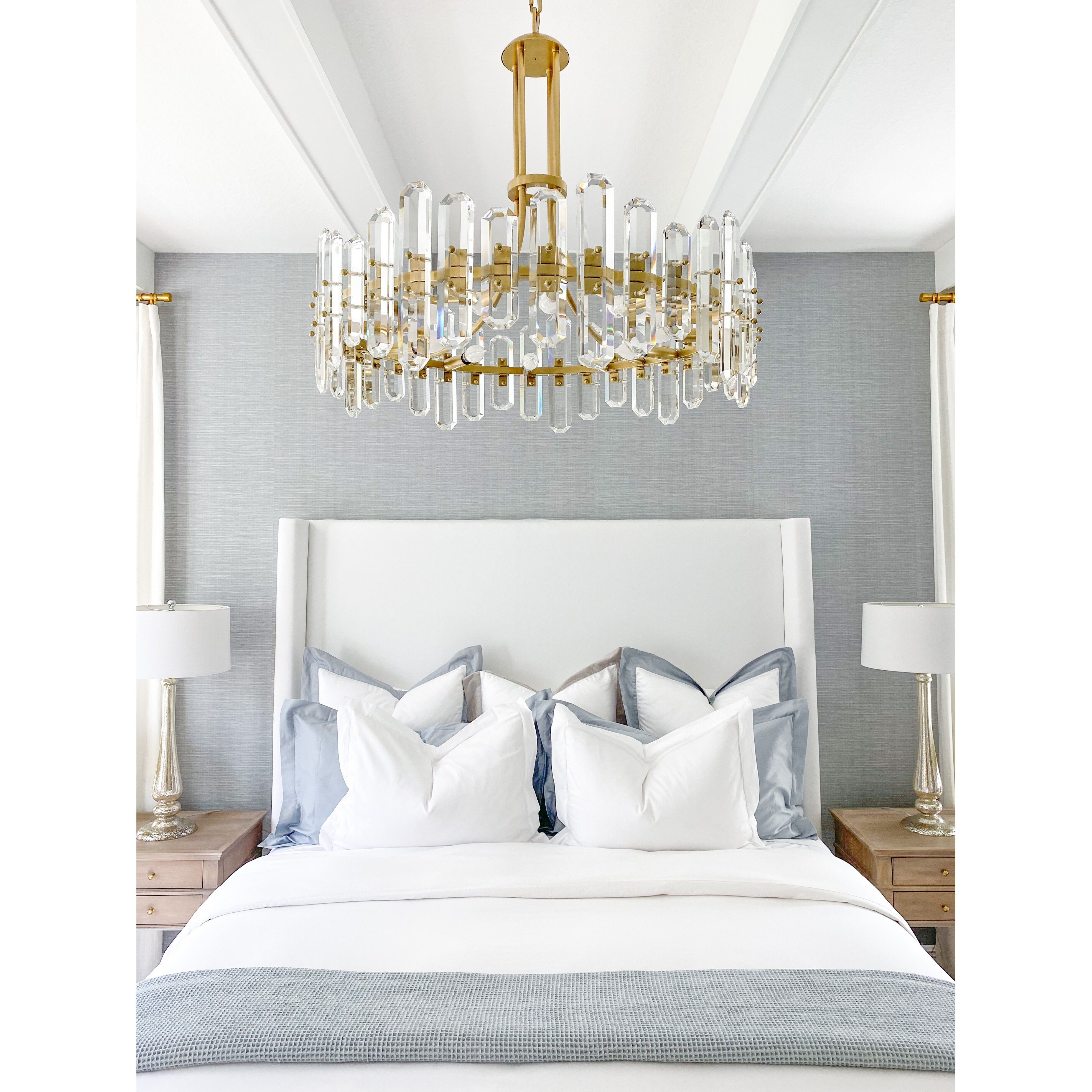 Bolton 12 Light 31 inch Aged Brass Chandelier Ceiling Light