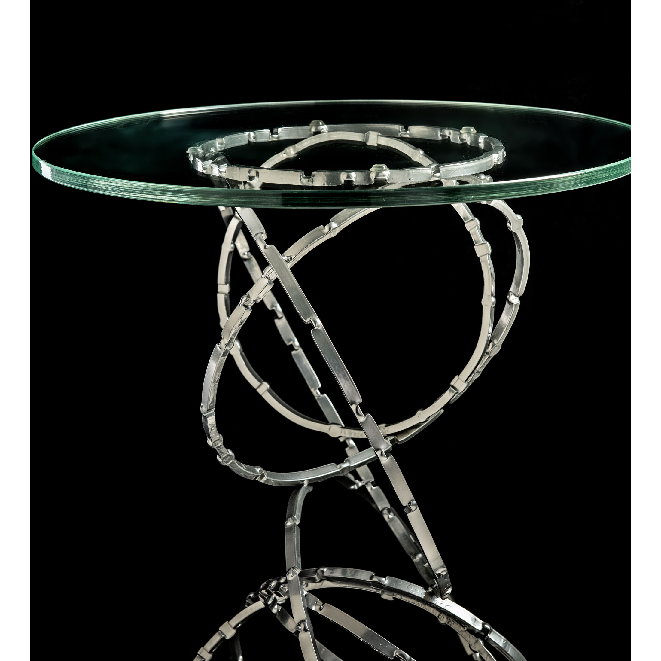Olympus 18 inch Sterling Accent Table, Glass Top