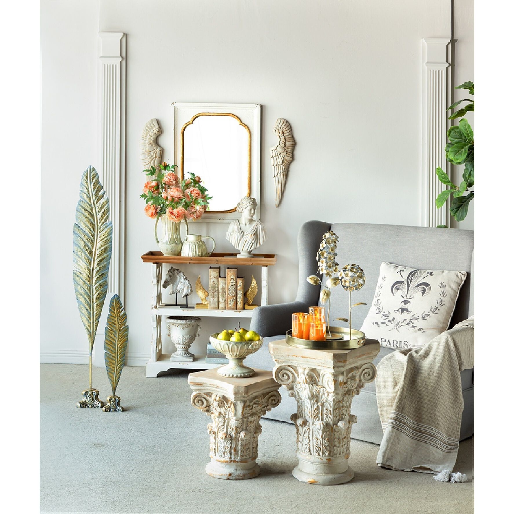 Anita White/Gold Planter