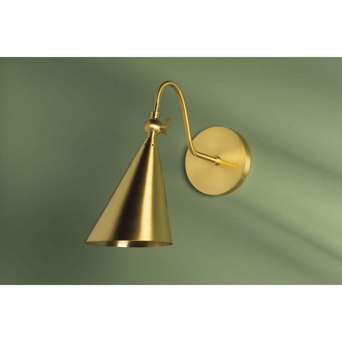 Lupe 1 Light 6 inch Aged Brass Wall Sconce Wall Light 