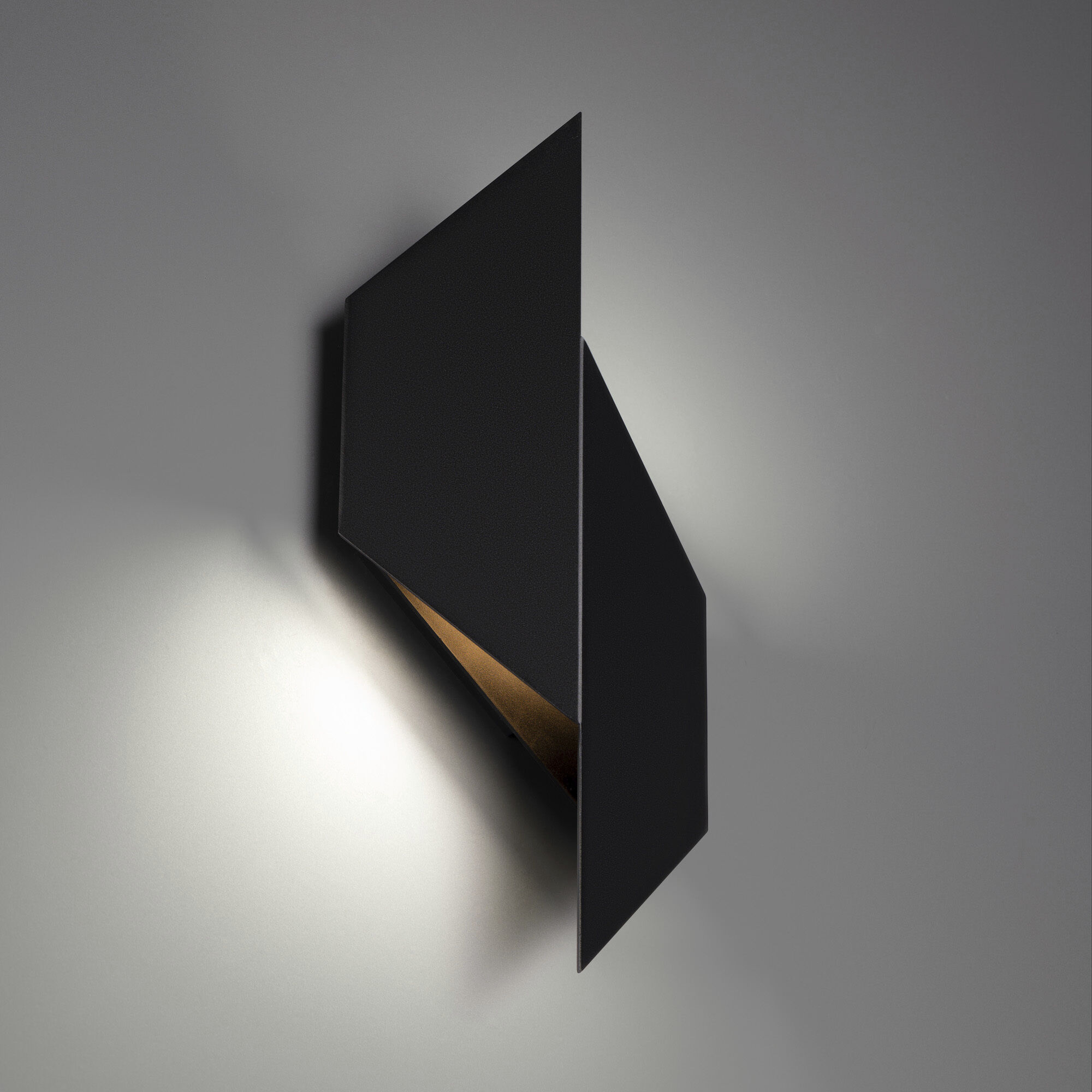 Alternate LED 18 inch Black Outdoor Wall Light in 4000K, dweLED